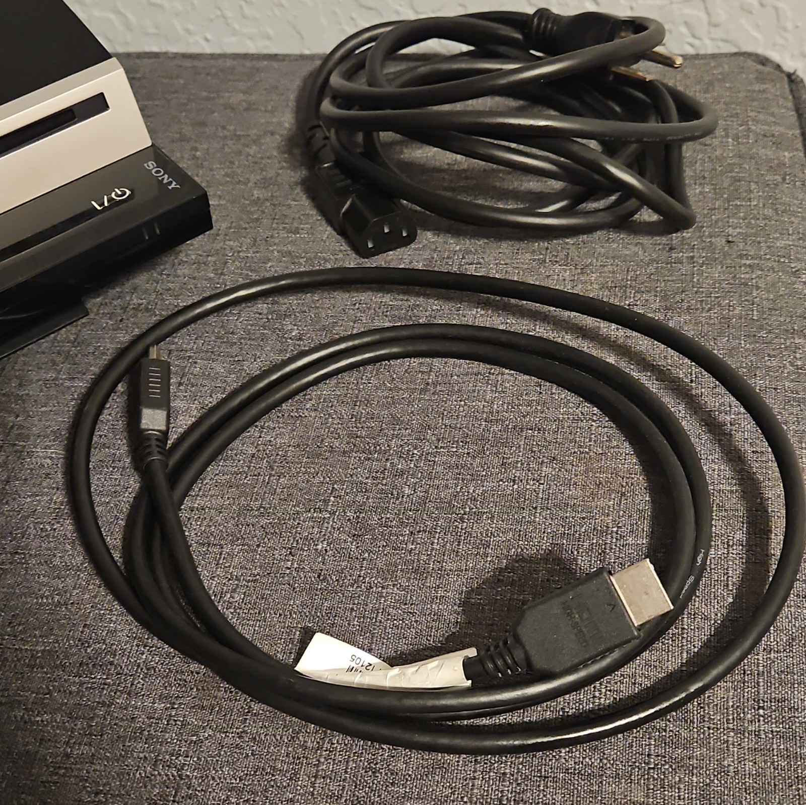 Sony PlayStation 3 PS3 Model CECHK01 Black 1080p Includes Wires – Tested Working