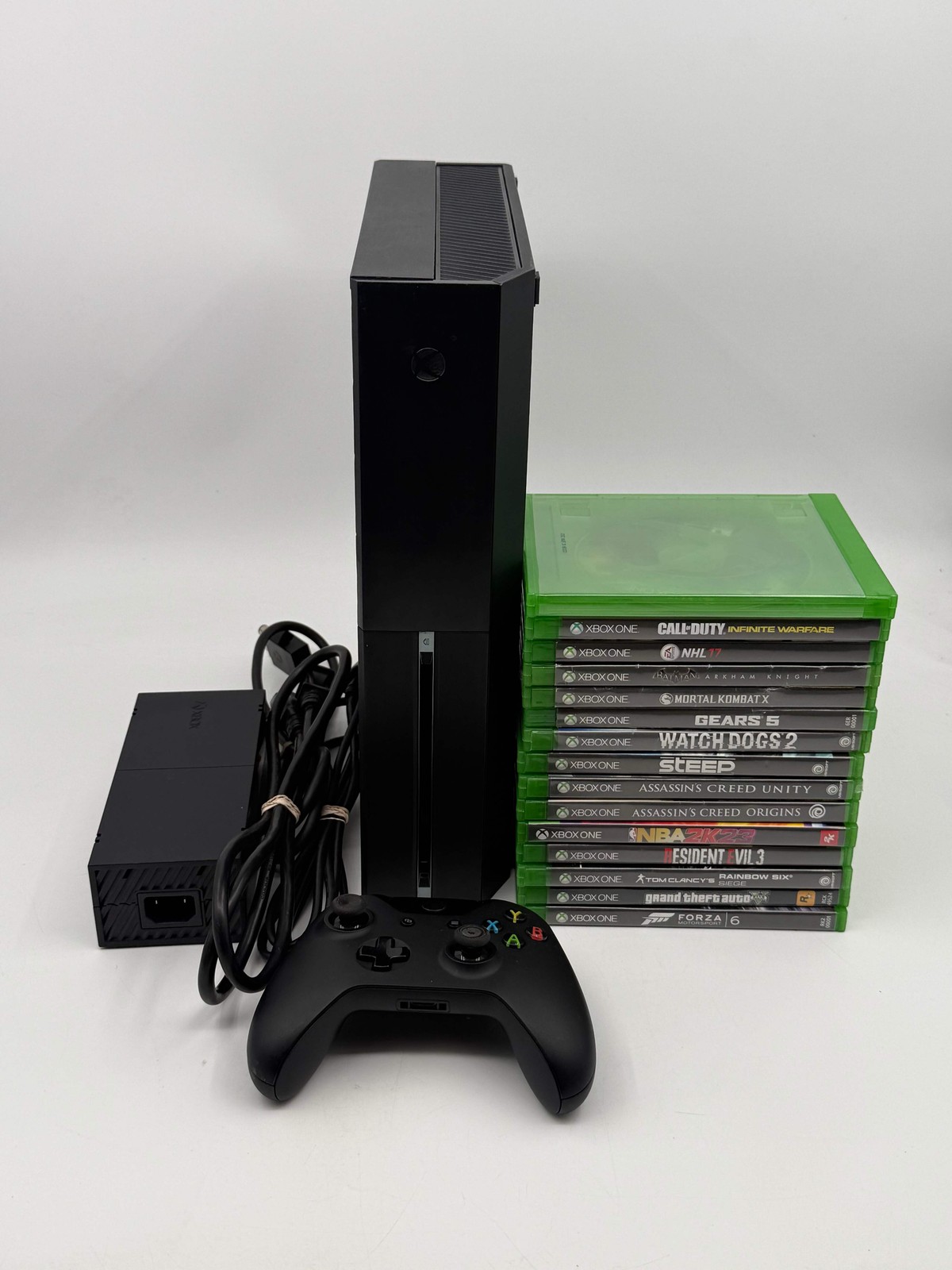 Microsoft Xbox One (1540) 500GB Black W/ Controller Cables +15 Games Tested – Us