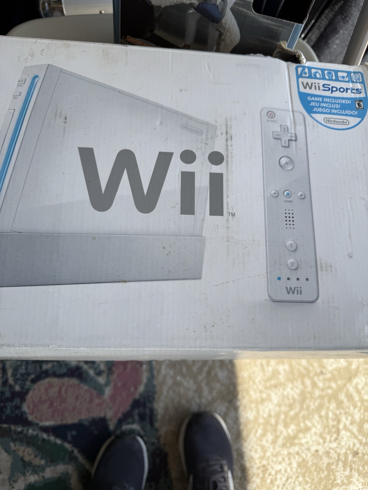 Nintendo Wii 512MB Gaming Console – White (RVLSWFSP)
