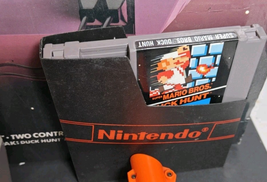 Nintendo NES Console with Original Box, Zapper, Controllers, Instructions, Cords