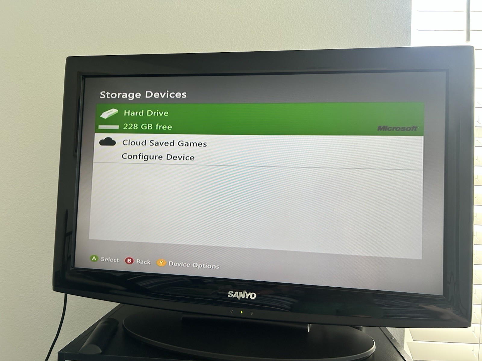 Xbox 360, 3 Wireless &1 Wired Controllers, Cables Included, 7 Games Included