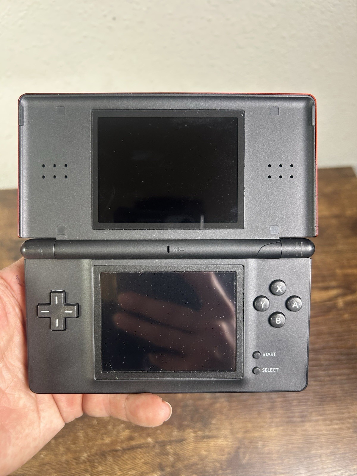 Nintendo DS Lite Red Black Handheld System Console Tested ( Cracked Hinge)