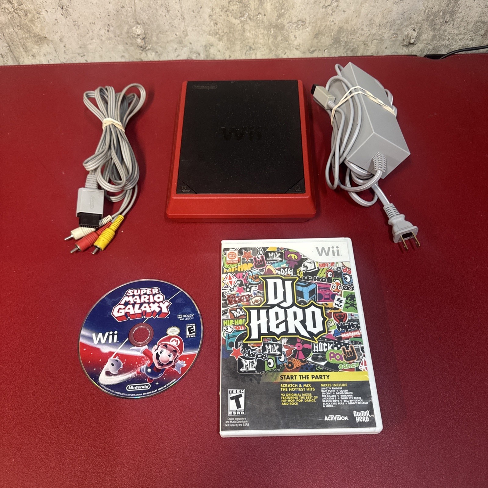 Nintendo Wii MINI Red RVL-201 TOP LOADING Console with 2 Games & Cords TESTED!