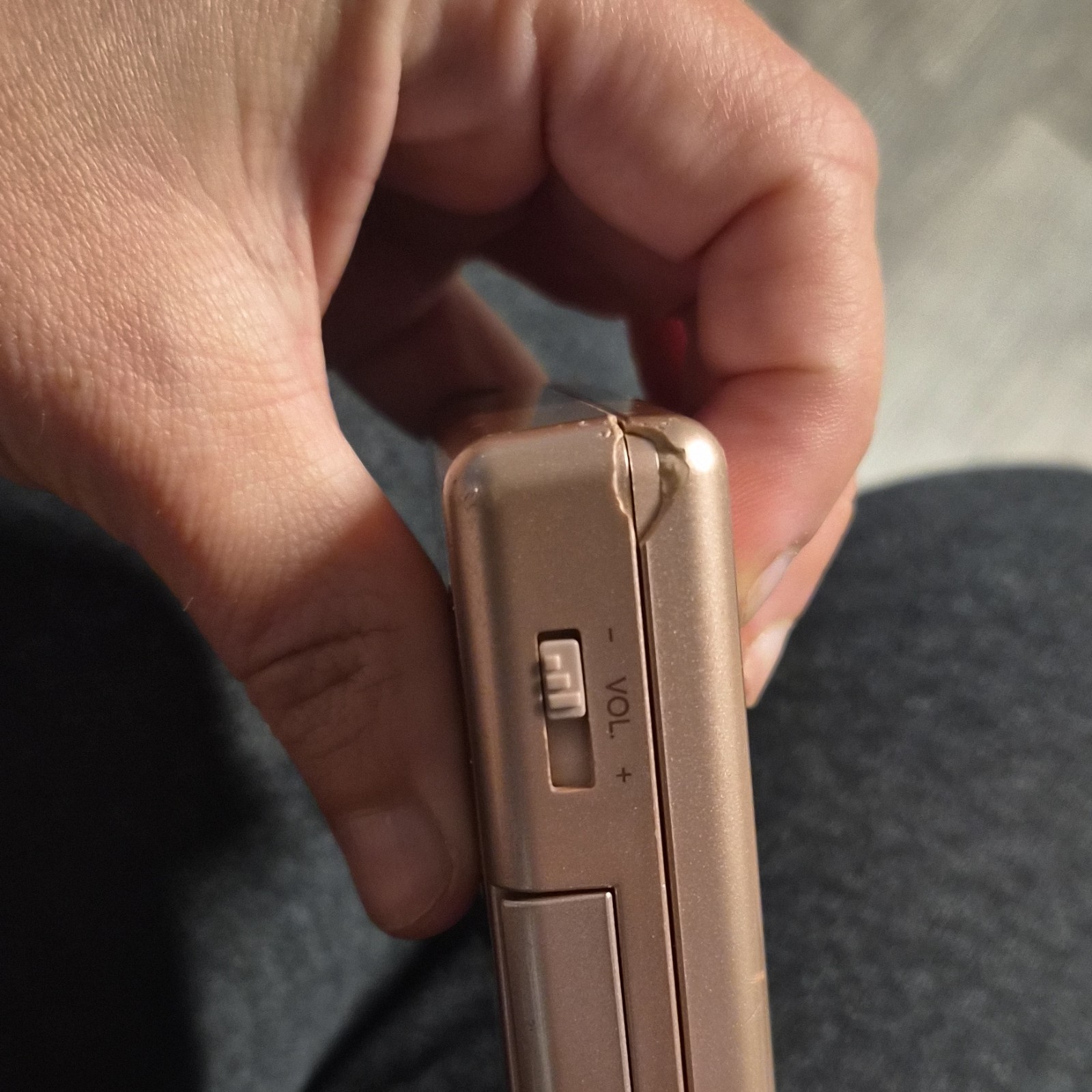 Nintendo DS Lite Bronze handheld console touch screen headphone jack