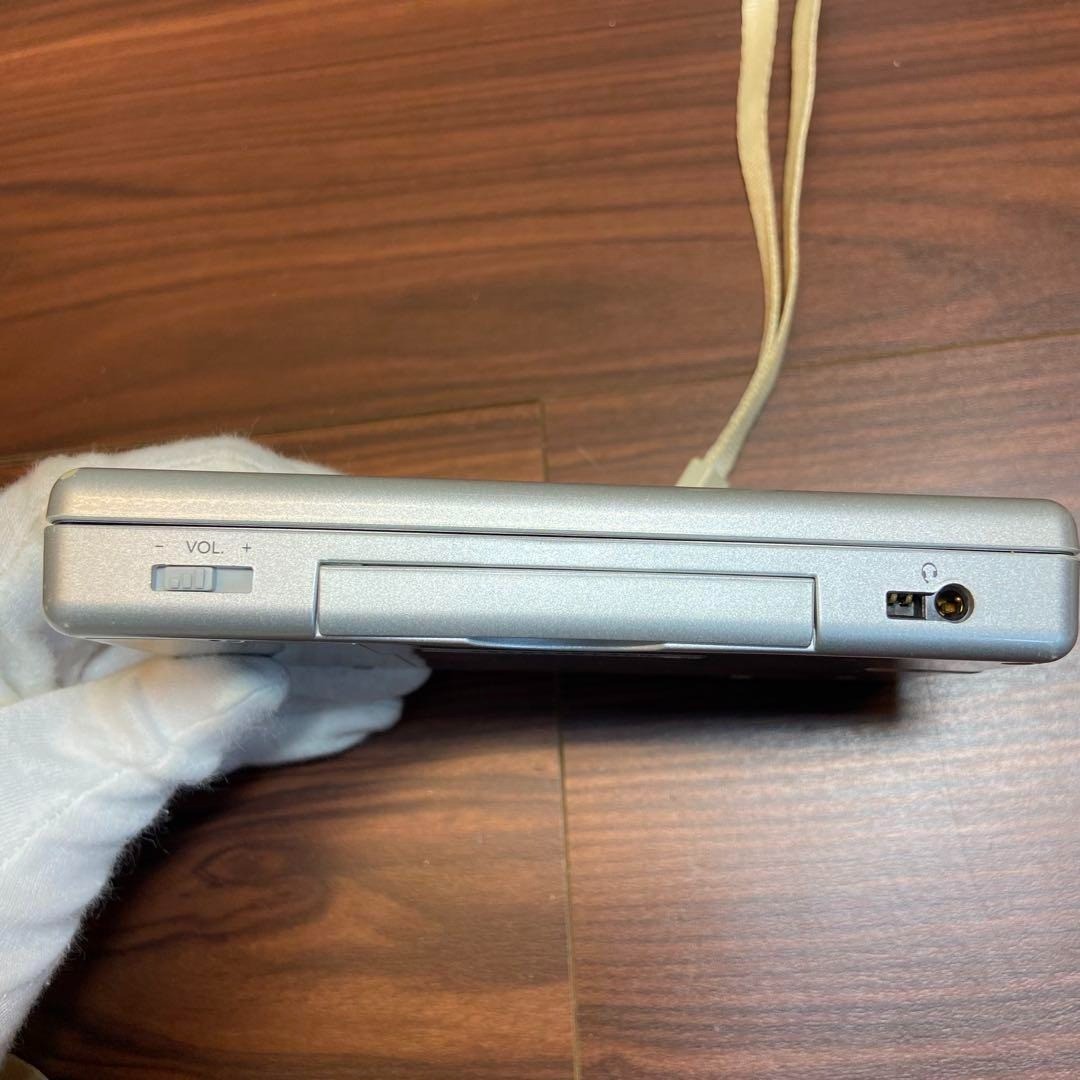 Nintendo DS Lite console, Glossy Silver, 4148 From Japan
