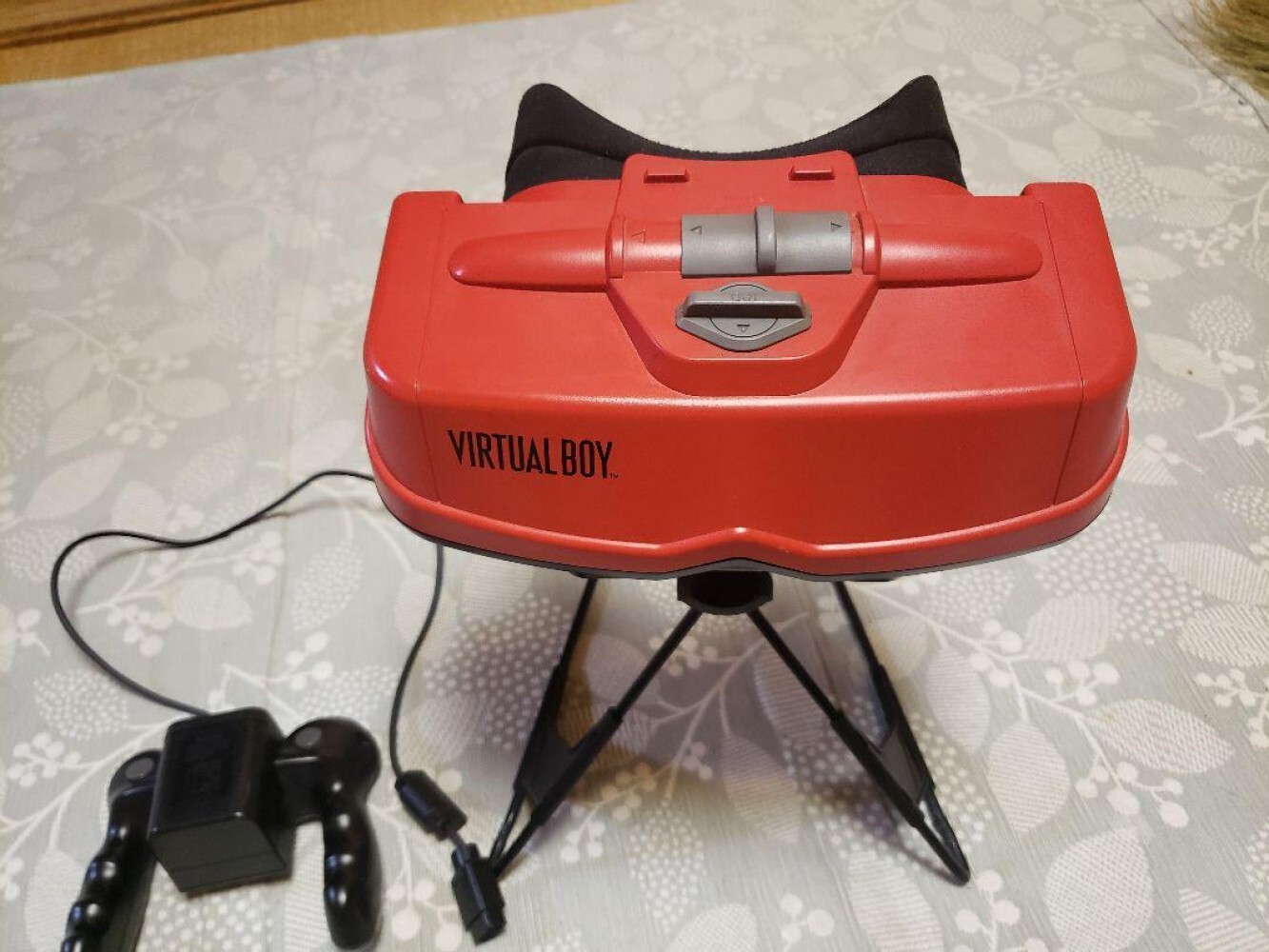 Nintendo Virtual Boy Console Japanese w/Accessories Good Condition Working