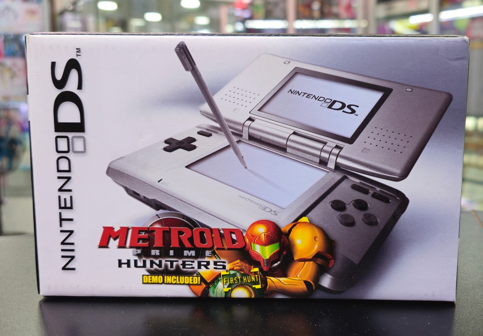 Nintendo DS Silver Console Metroid Prime Hunters Bundle NEW SEALED