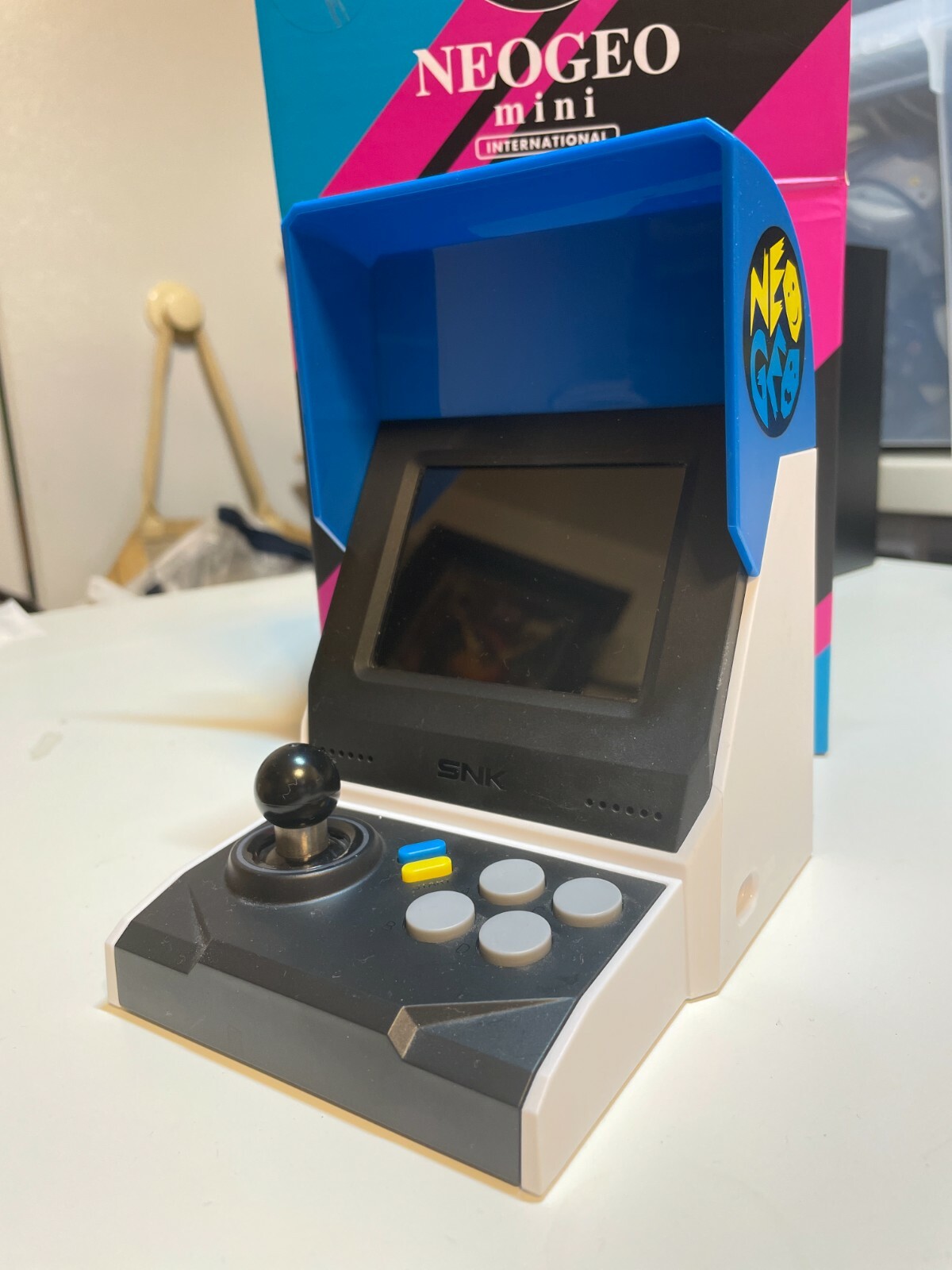 BOXED SNK NEOGEO Mini internationl Game Console JAPAN