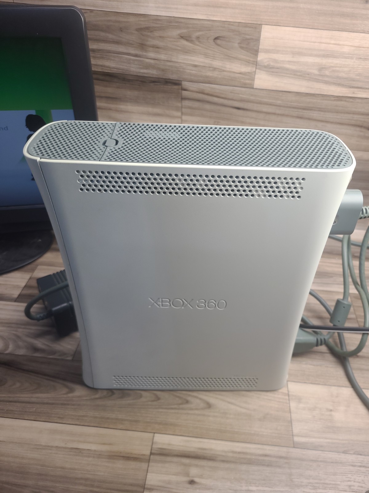 Microsoft Xbox 360 White Console Only – Working – W/ Power Supply And A/V Chord