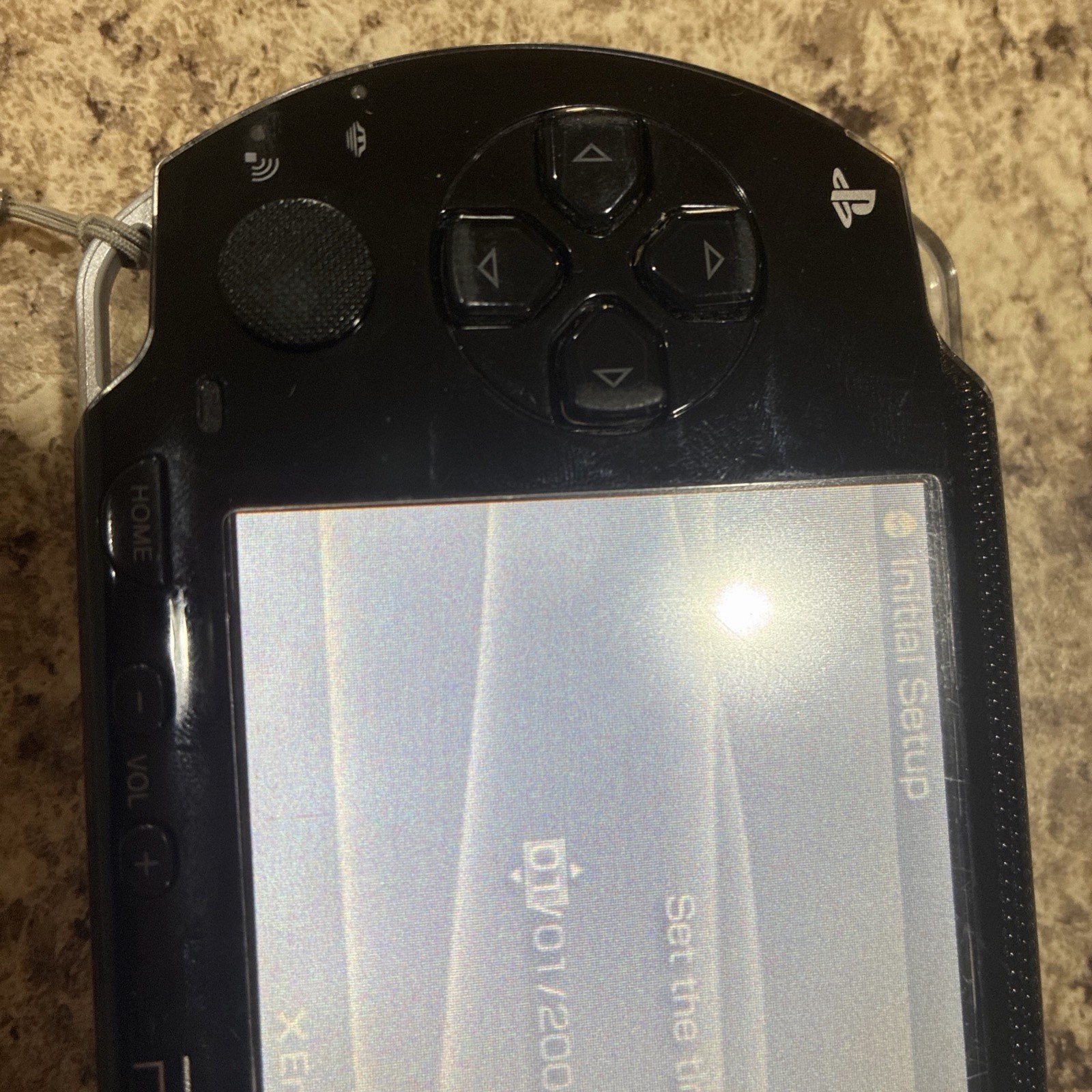 Sony PSP 2000 Launch Edition 64MB Handheld System – Piano Black With Battery