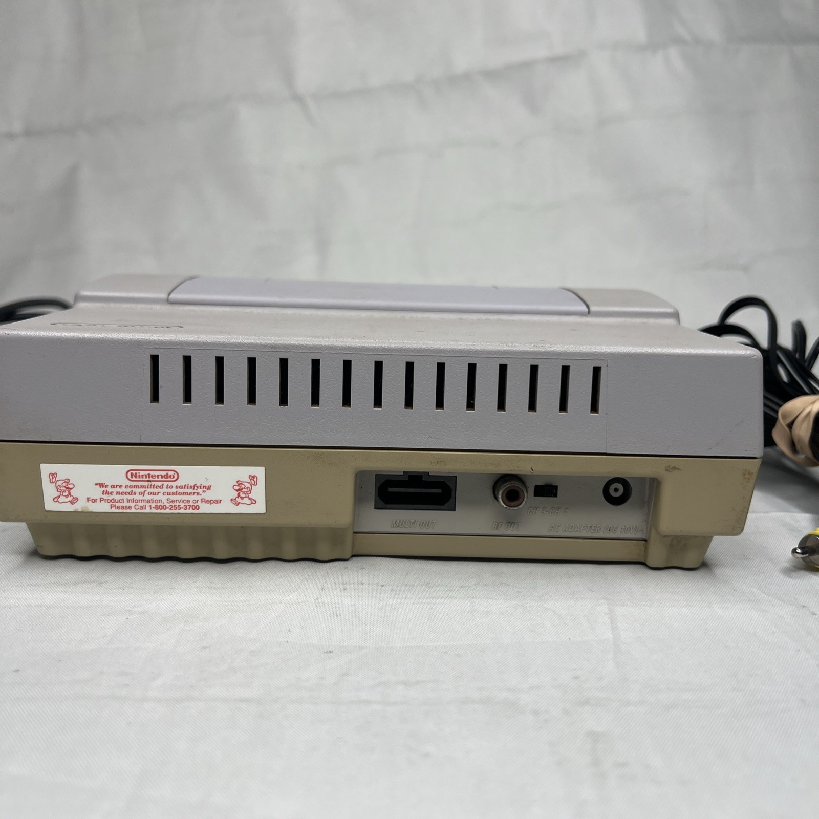 Super Nintendo SNES w/ superMario world AV, Power Cable, Controller TESTED