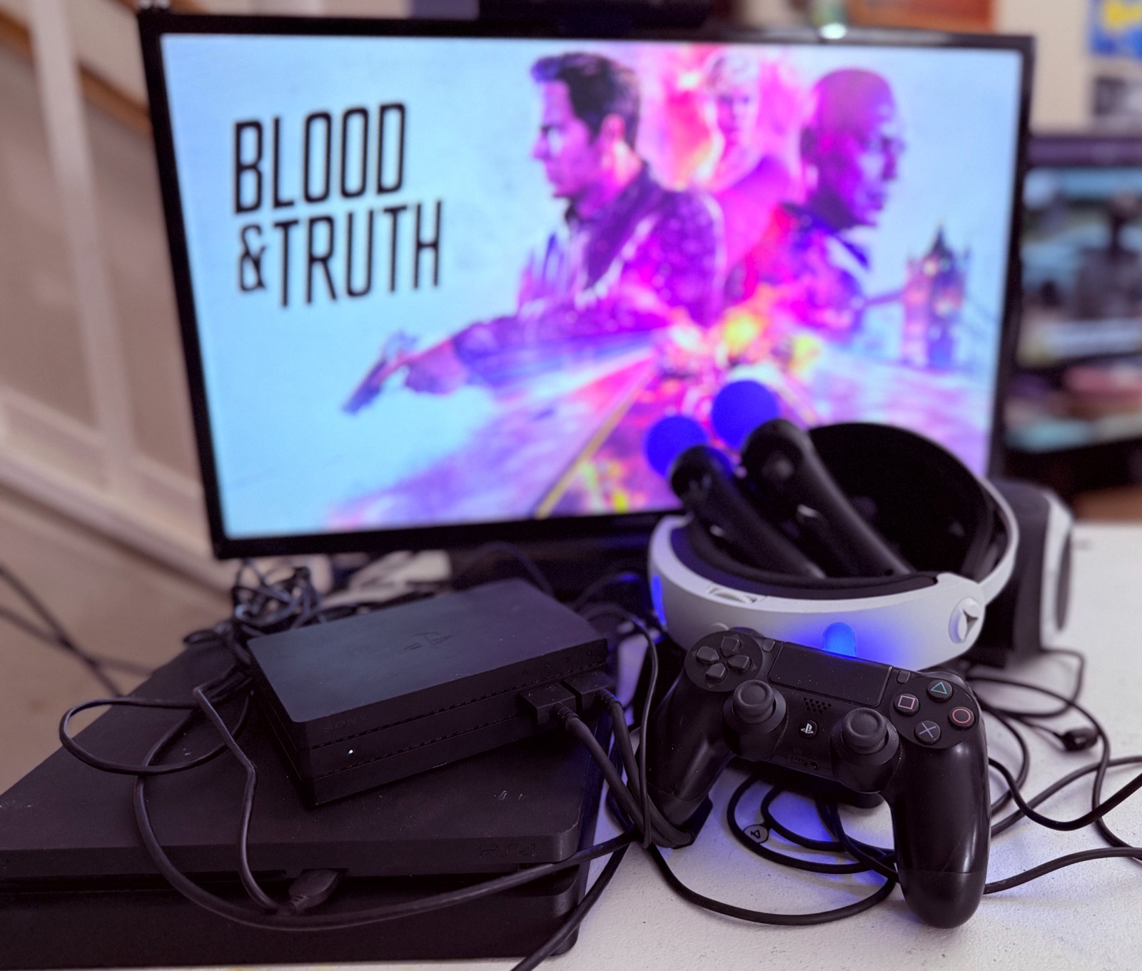 Sony PlayStation 4 Slim 1TB Console, VR, Controller, Charging Station &Cables