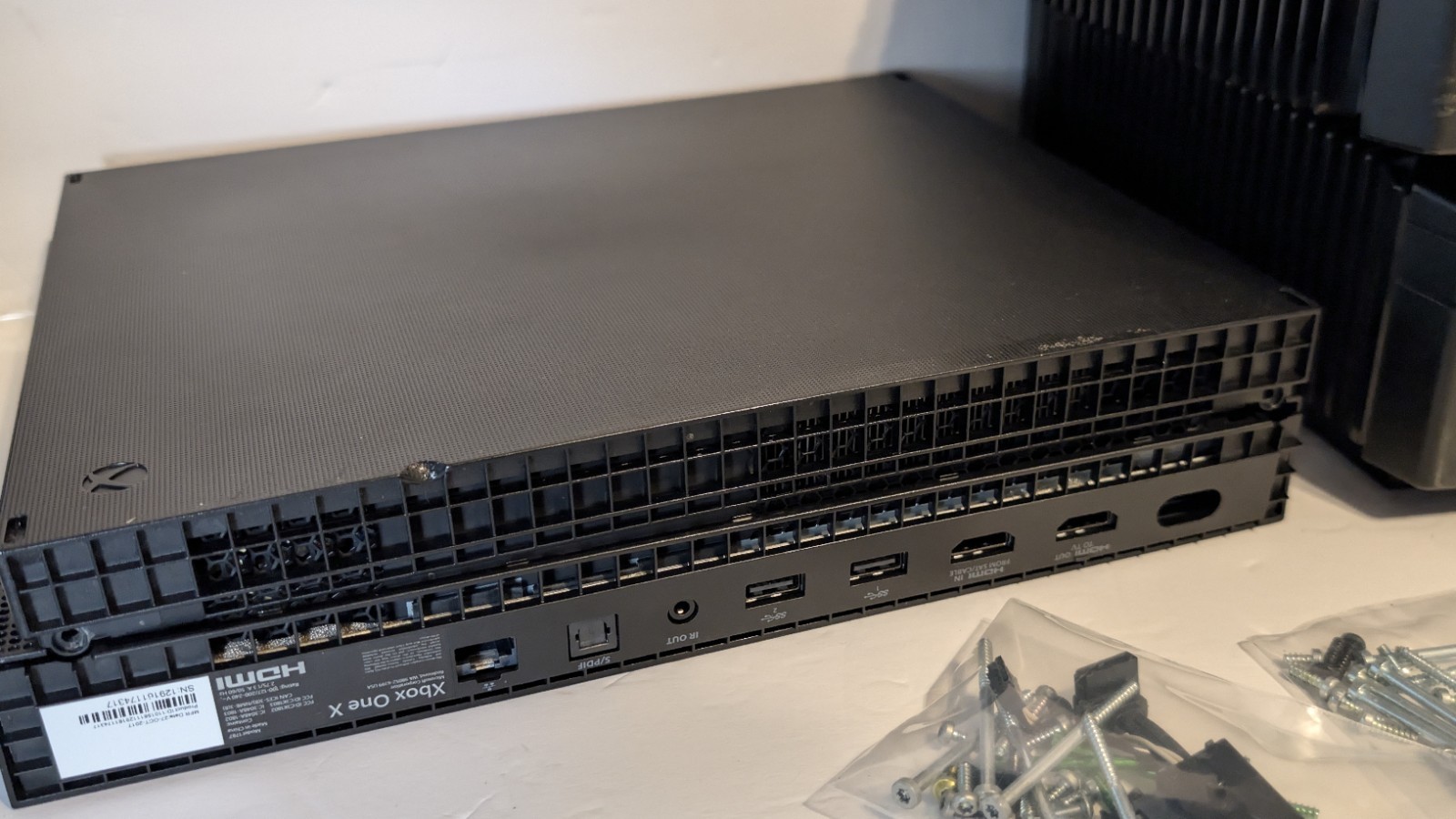 Xbox One X & Xbox One S – Broken, For Parts, Opened As-Is