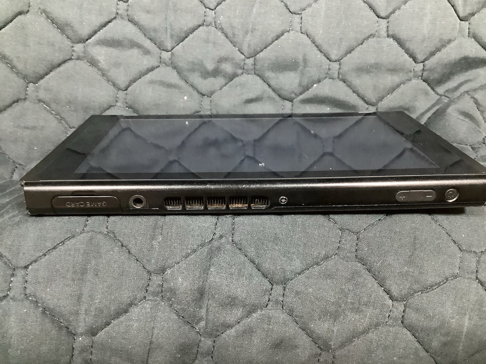 Nintendo Switch (HAC-001) – Handheld Console & Joycons