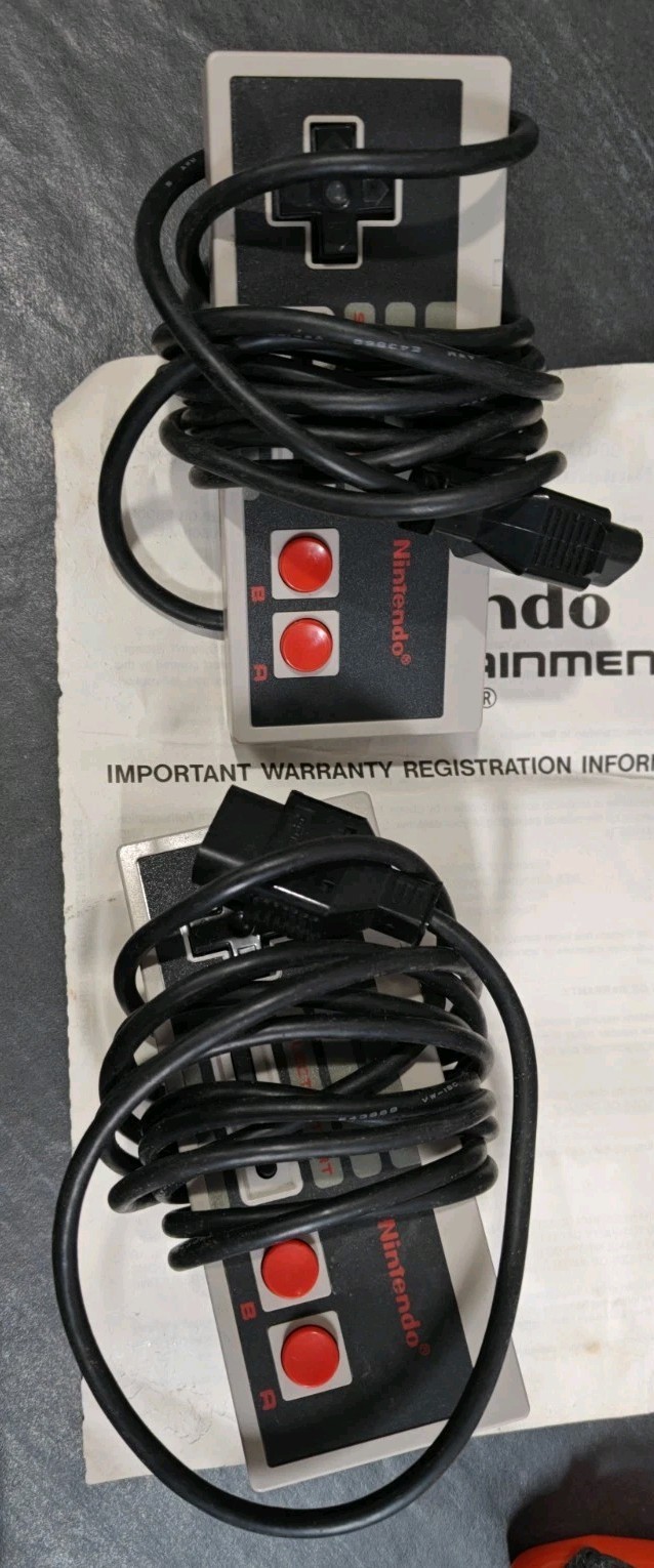 Nintendo NES Console with Original Box, Zapper, Controllers, Instructions, Cords