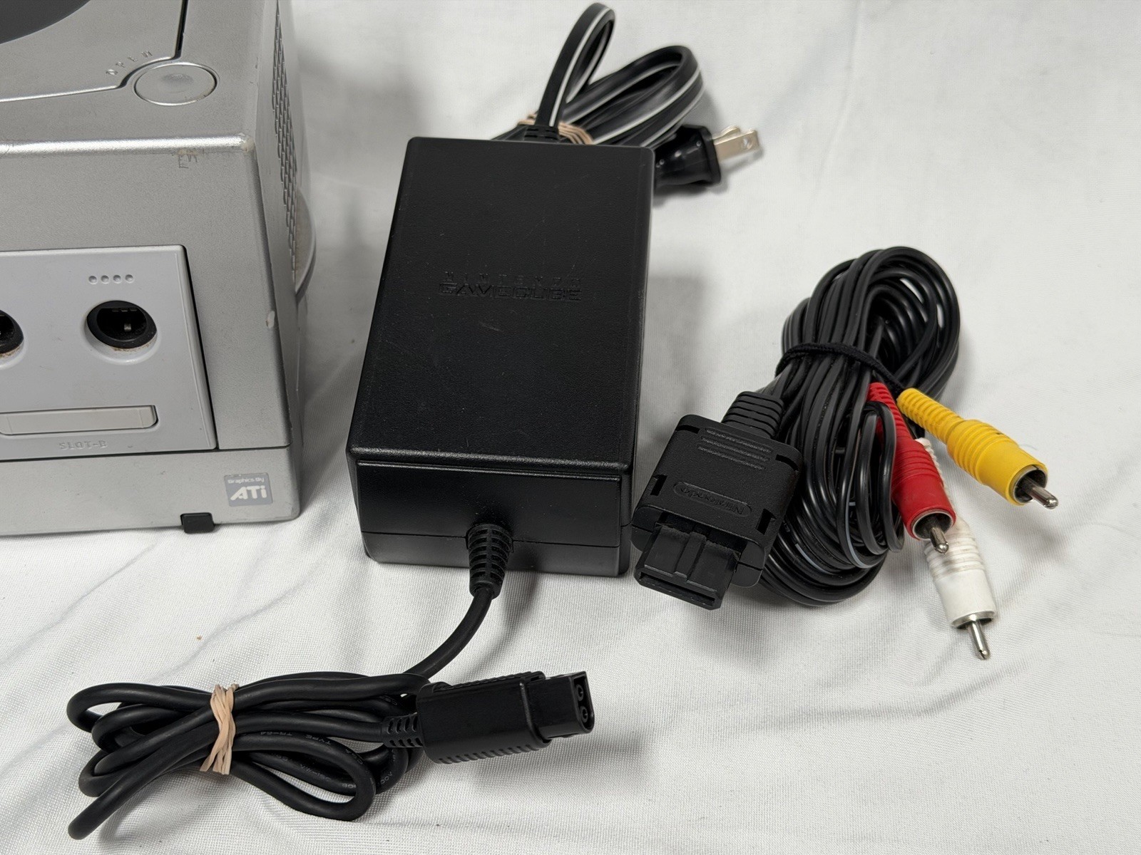 Nintendo GameCube Console Platinum Silver Console w/ Controller DOL-001 USA
