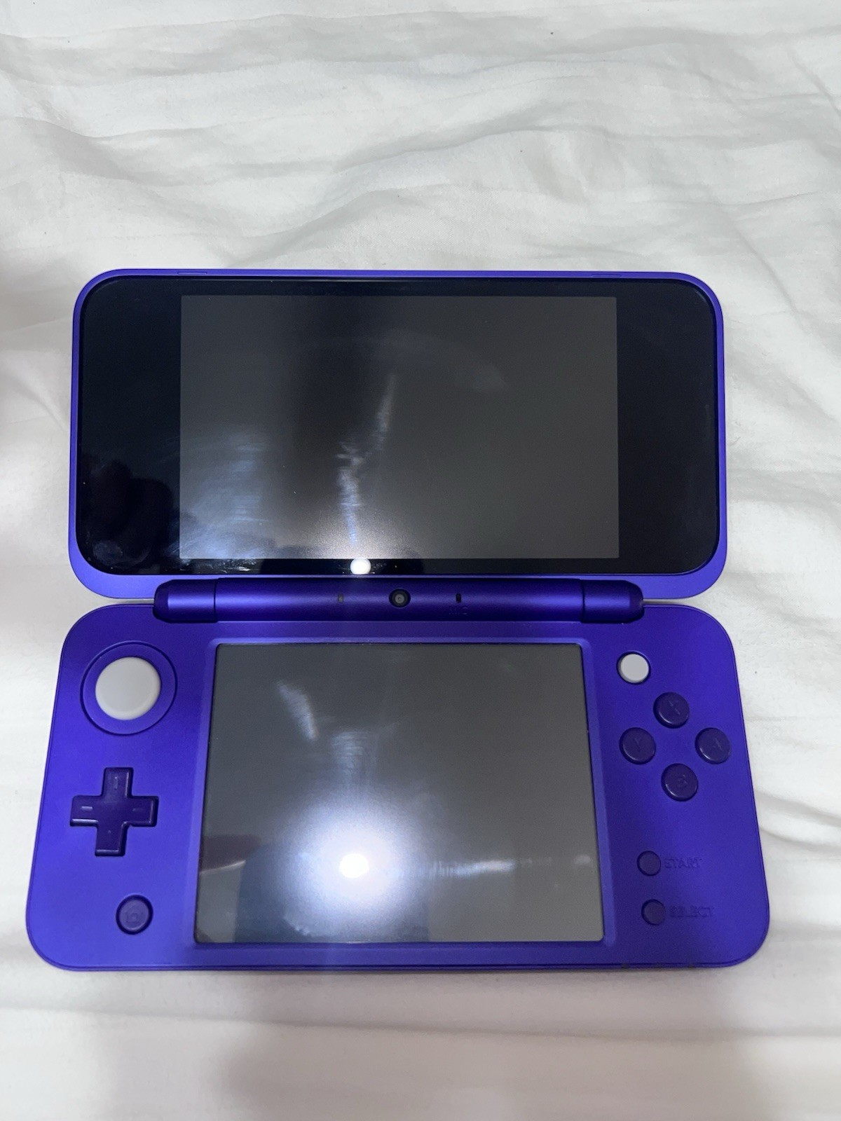 Nintendo 2DS XL Purple & Silver | Charger and Stylus | 64GB SD Card | Tested