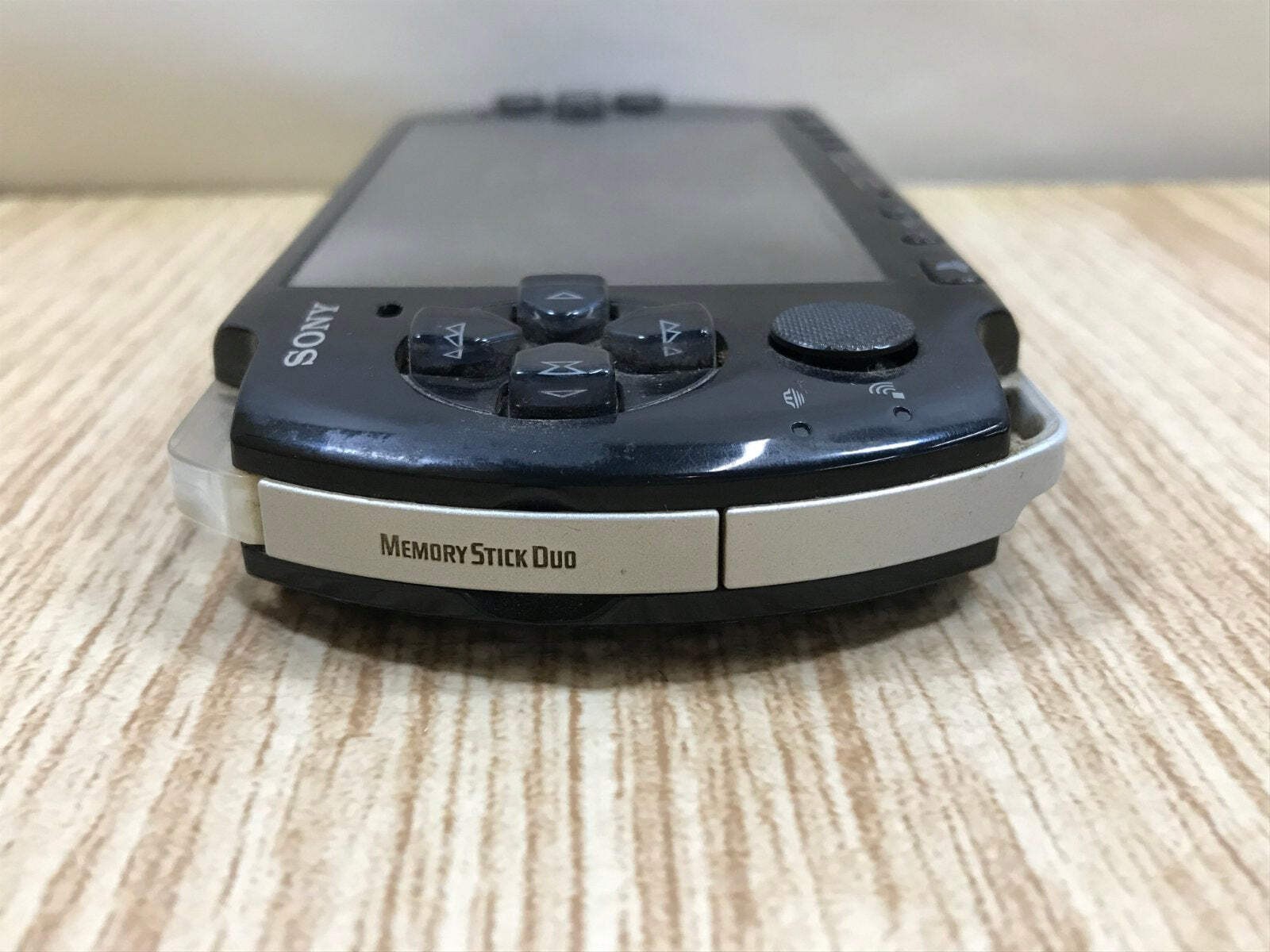 PSP-3000 PIANO BLACK Console Japan – With Defects GE1715