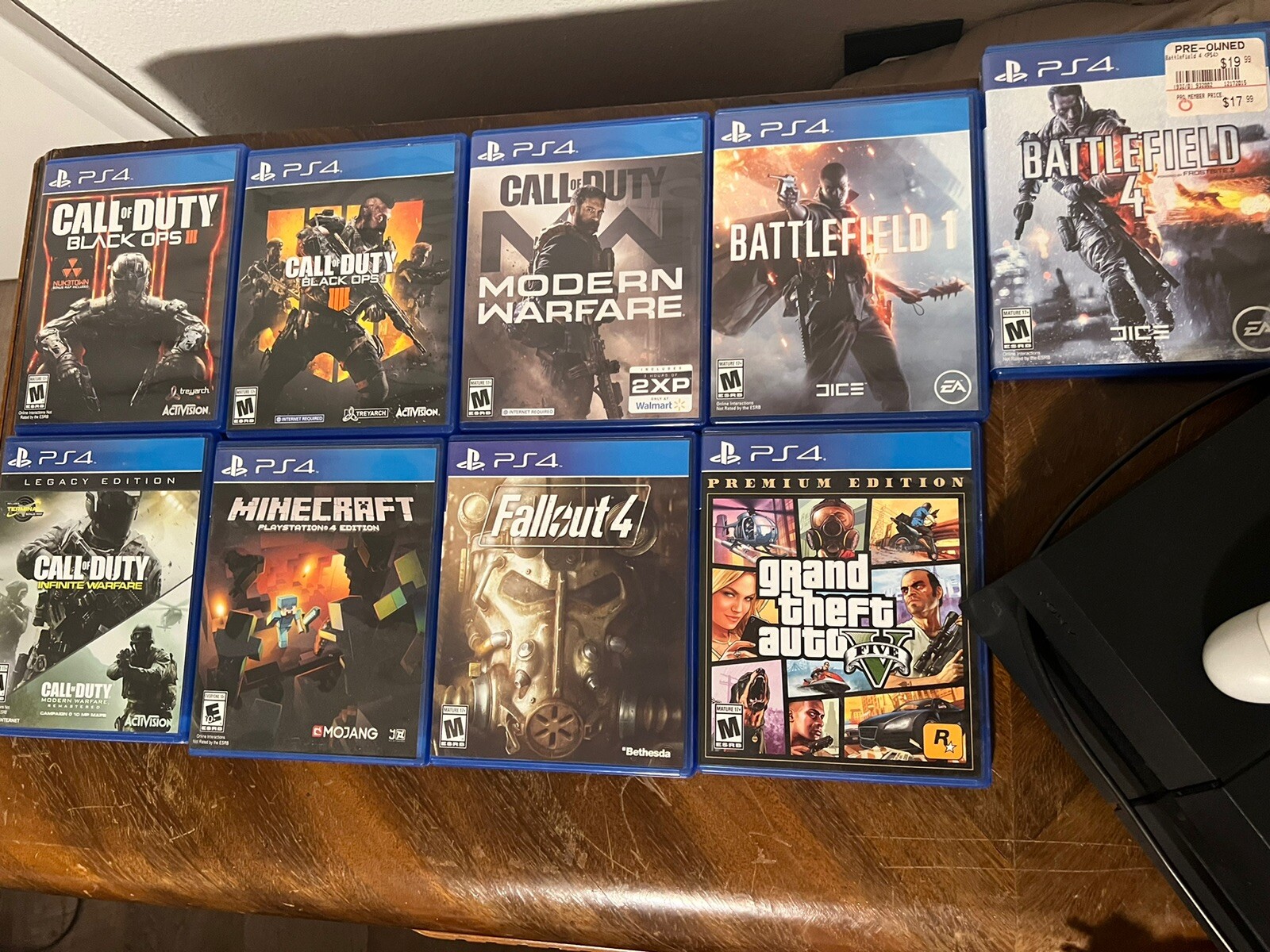 Sony PlayStation 4 PS4 CUH-1215A 500GB HDD Console With 9 Games 2 Controllers