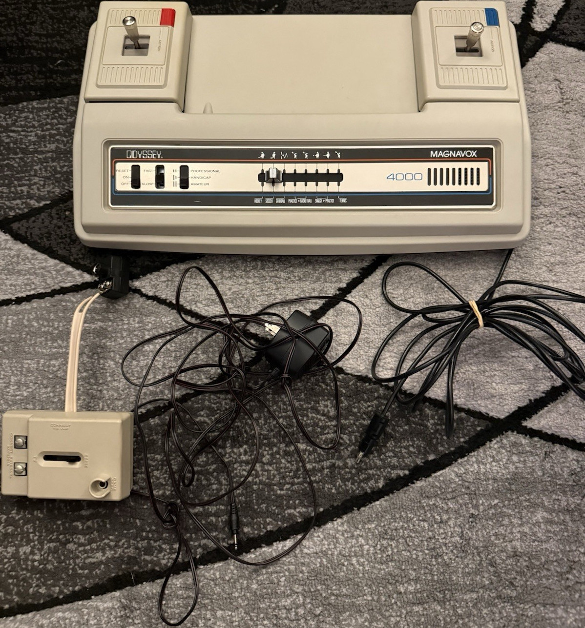Magnavox Odyssey 4000 Console – Tested & Working