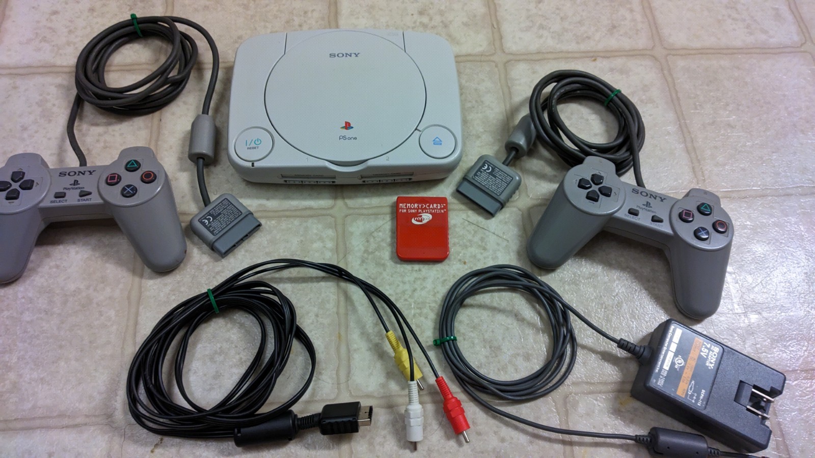 Sony PlayStation 1 PSOne White
