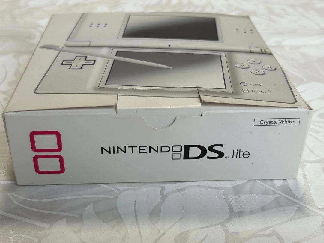 Nintendo DS Lite Crystal White Console
