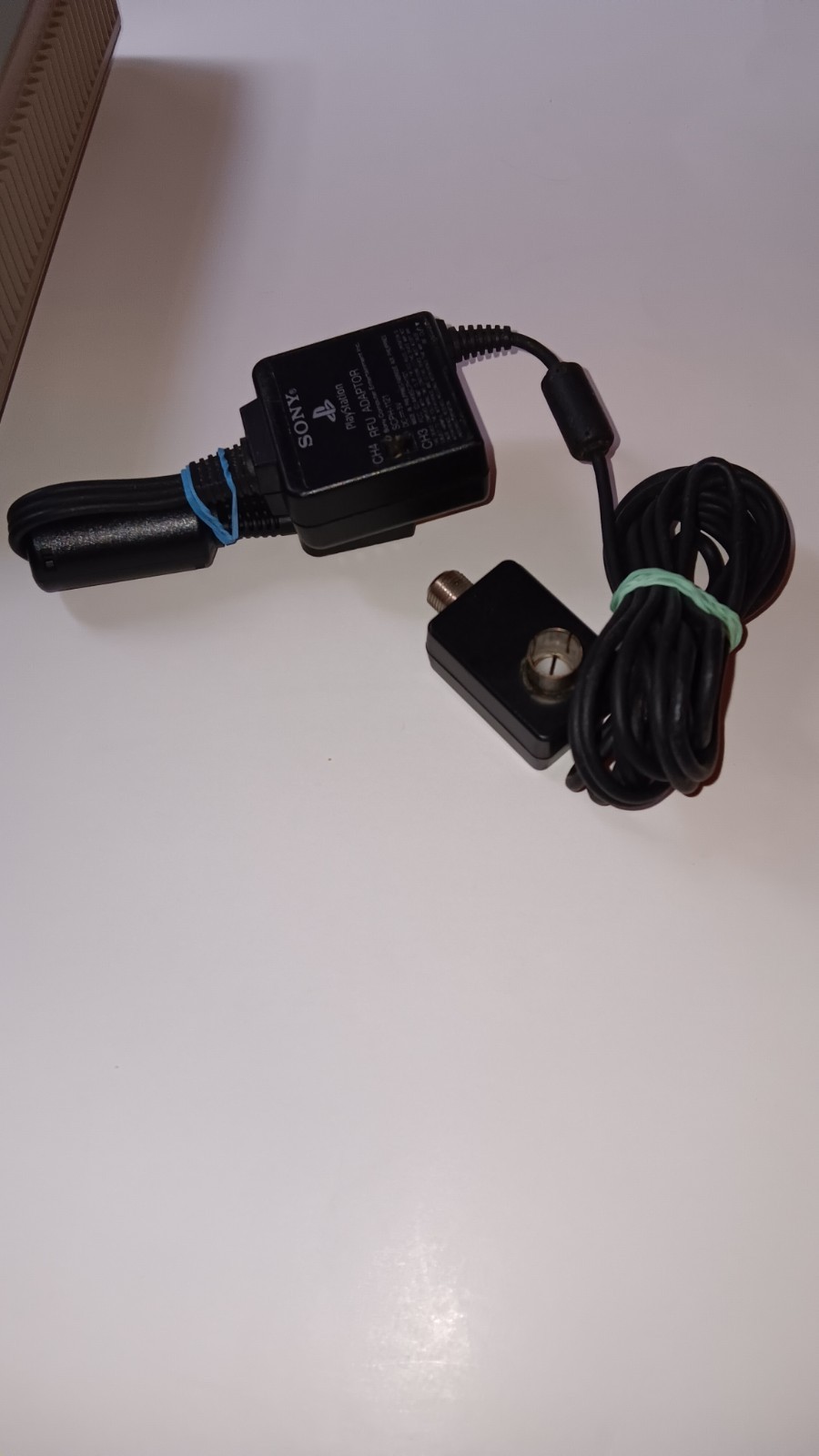 Sony PlayStation 1 SCPH-7501 Bundle Power Cord RFU Adapter RCA AV Cable Turns On