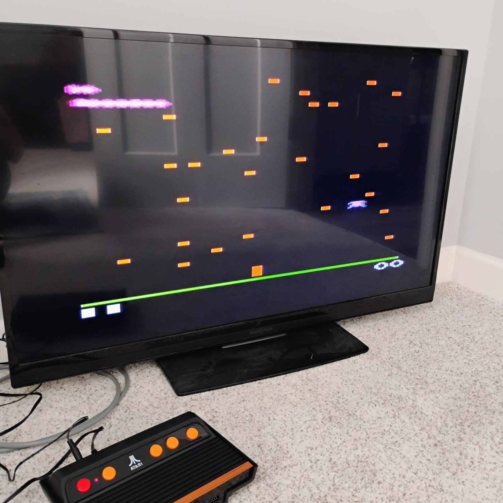 Atari Flashback 4 AtGames Plug N Play 76 Built In Games w 2 Wireless Joysticks