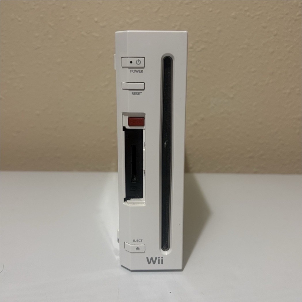 Nintendo Wii Console White GameCube Compatible USB AV Multi Out Sensor Bar