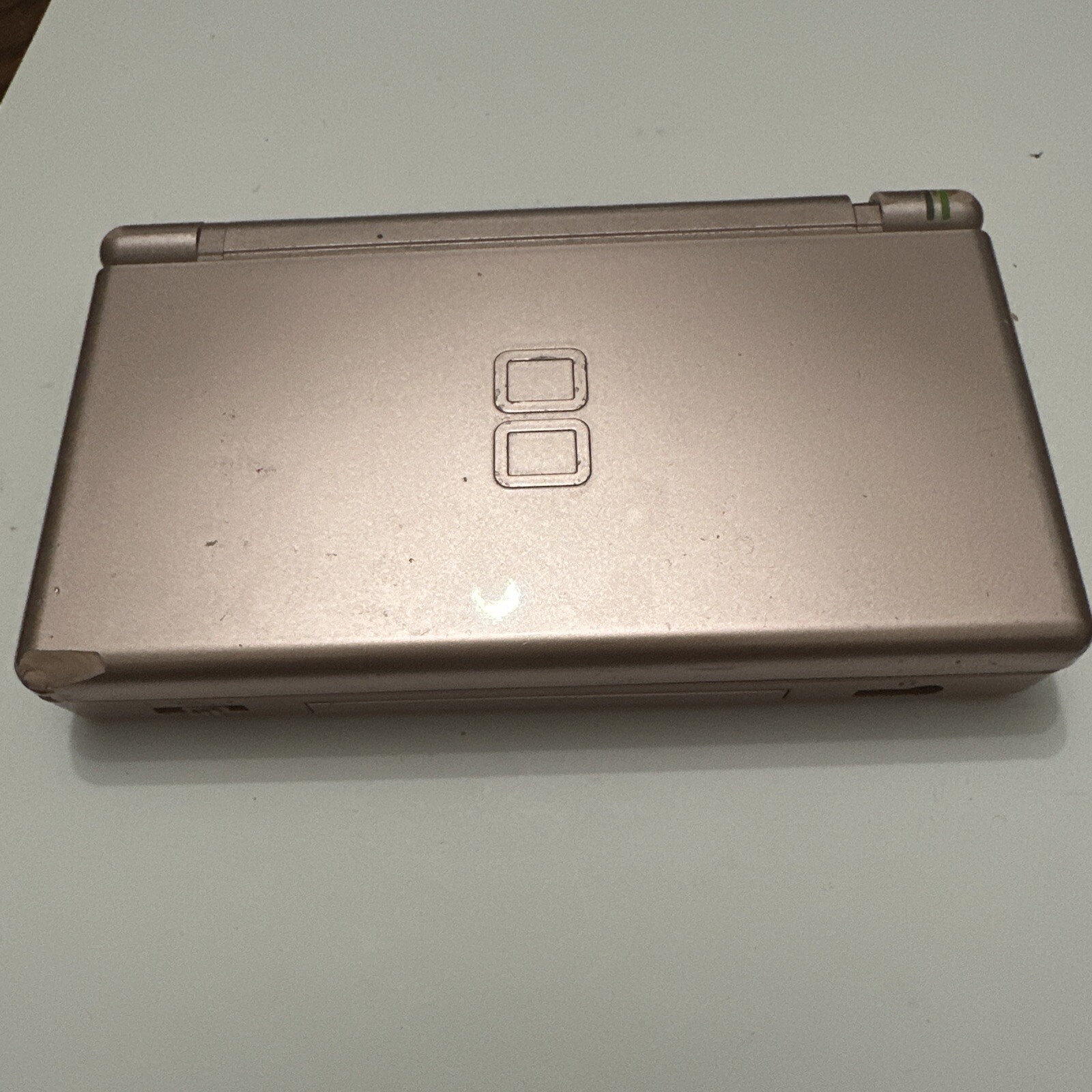 Nintendo DS Lite System Portable Gaming Console – Coral Pink