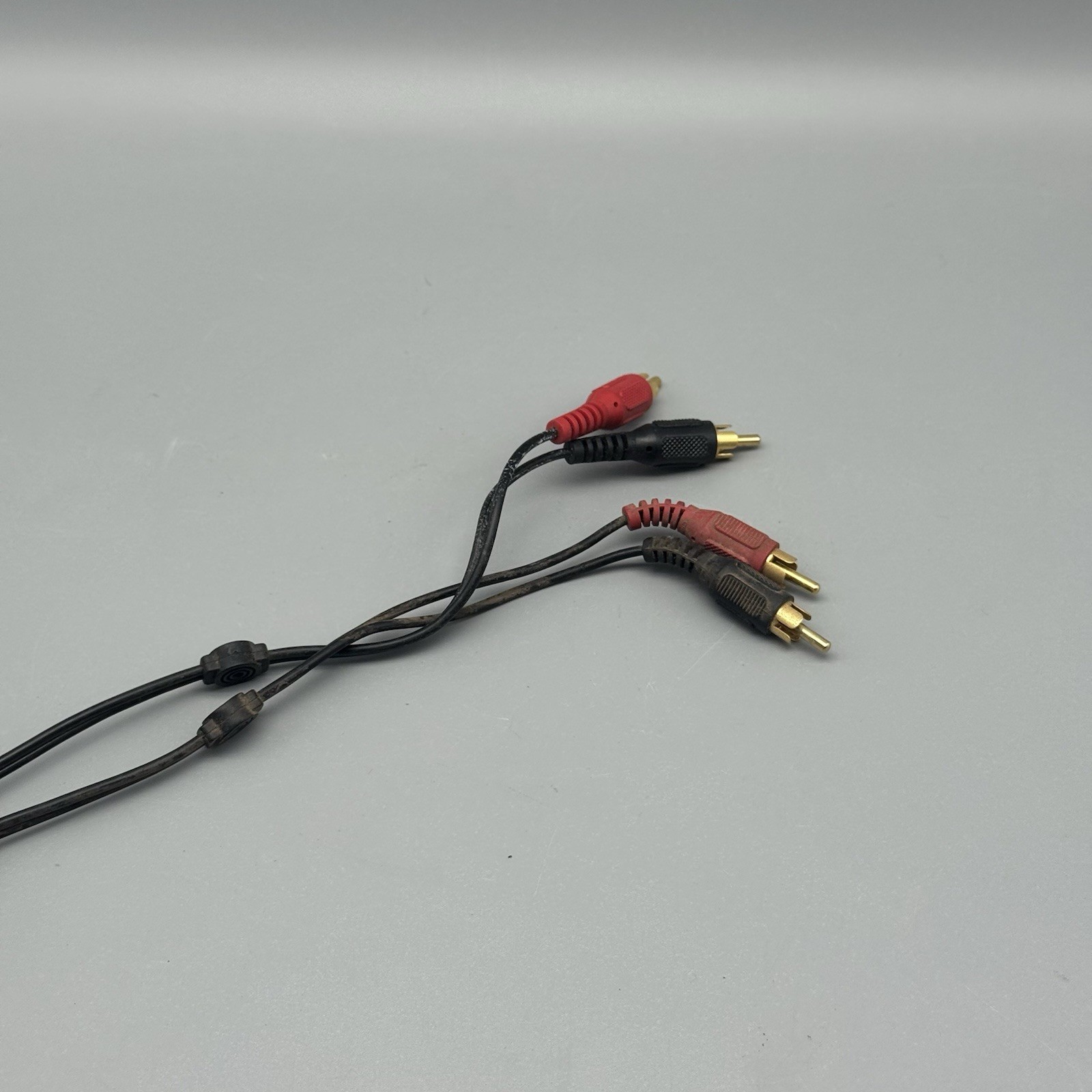 Nintendo Entertainment System Console Gray NES-001 PARTS OR REPAIR BLINKING RED