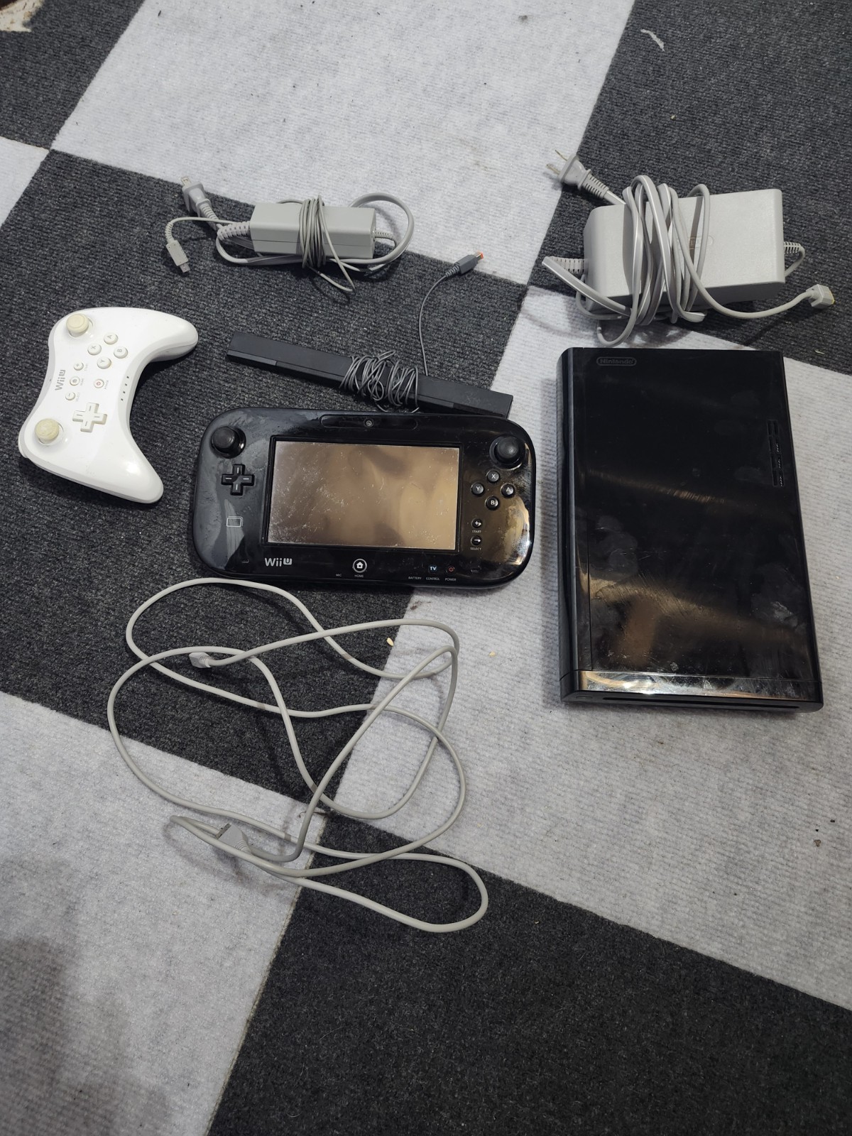Wii U Console Black 32GB Complete Bundles and Sets! All Cords!