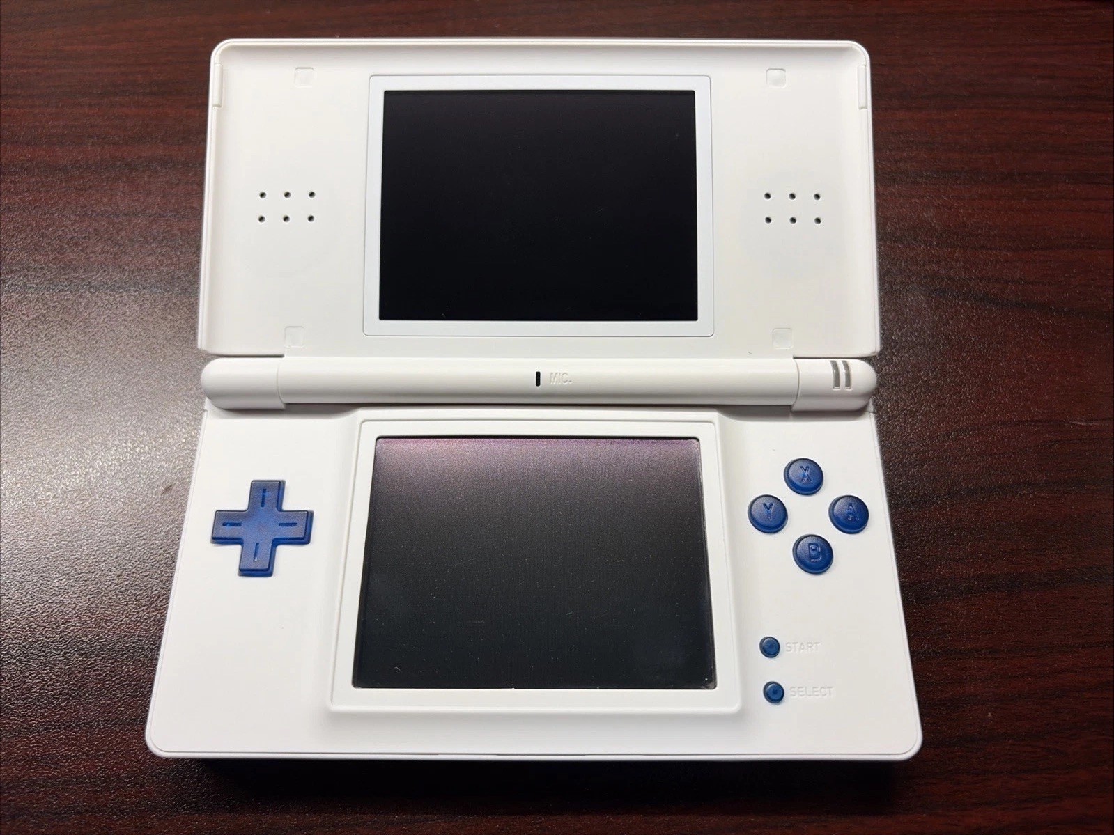 Nintendo DS Lite Handheld System Console for Nintendo DS – Polar White/Blue