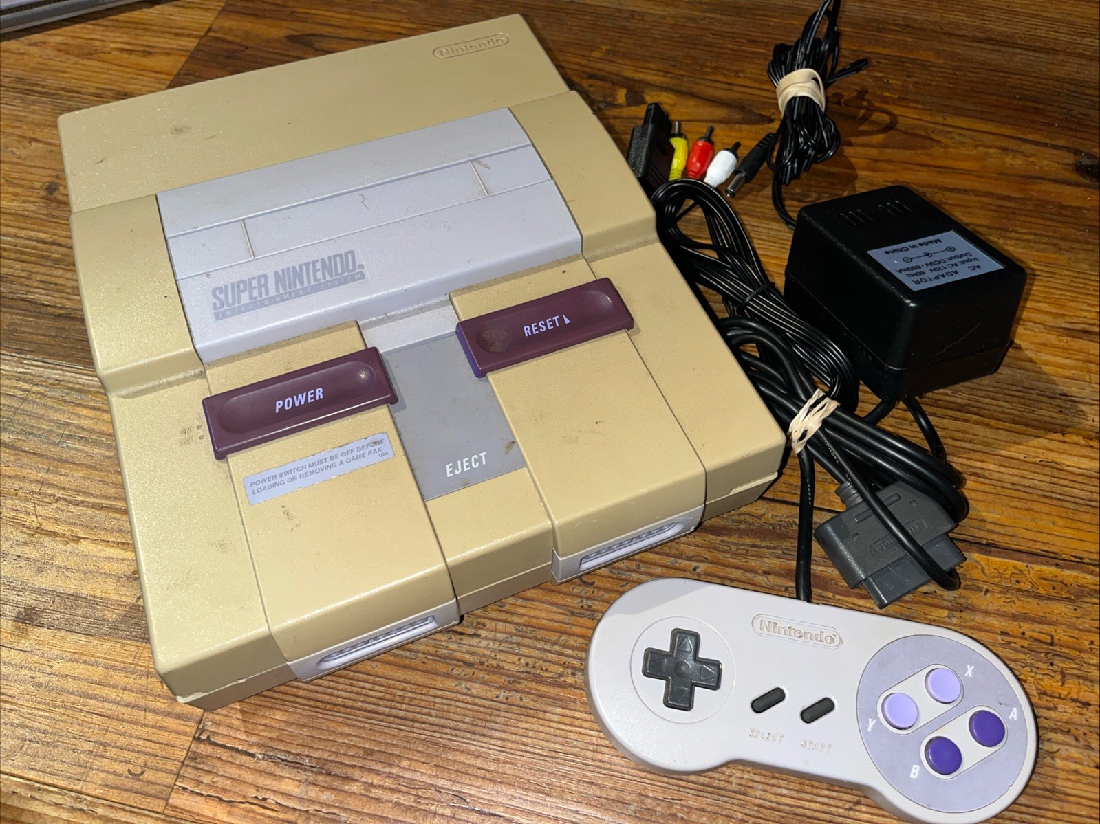 Super Nintendo SNES Console Cords Controller Tested And Working Cosmetic Damage