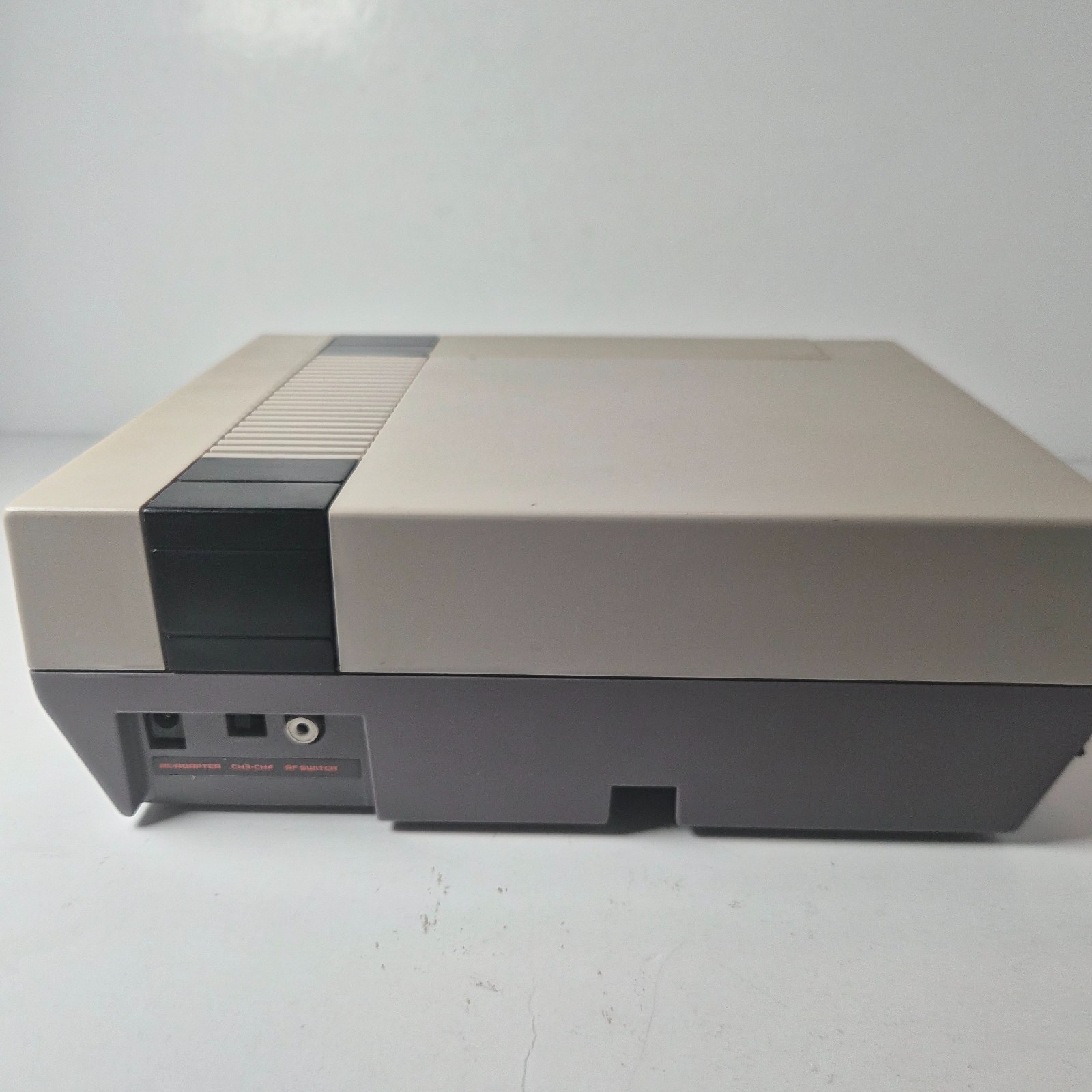 Nintendo NES-001 Console 2 OEM Controllers Hookups Tested Working
