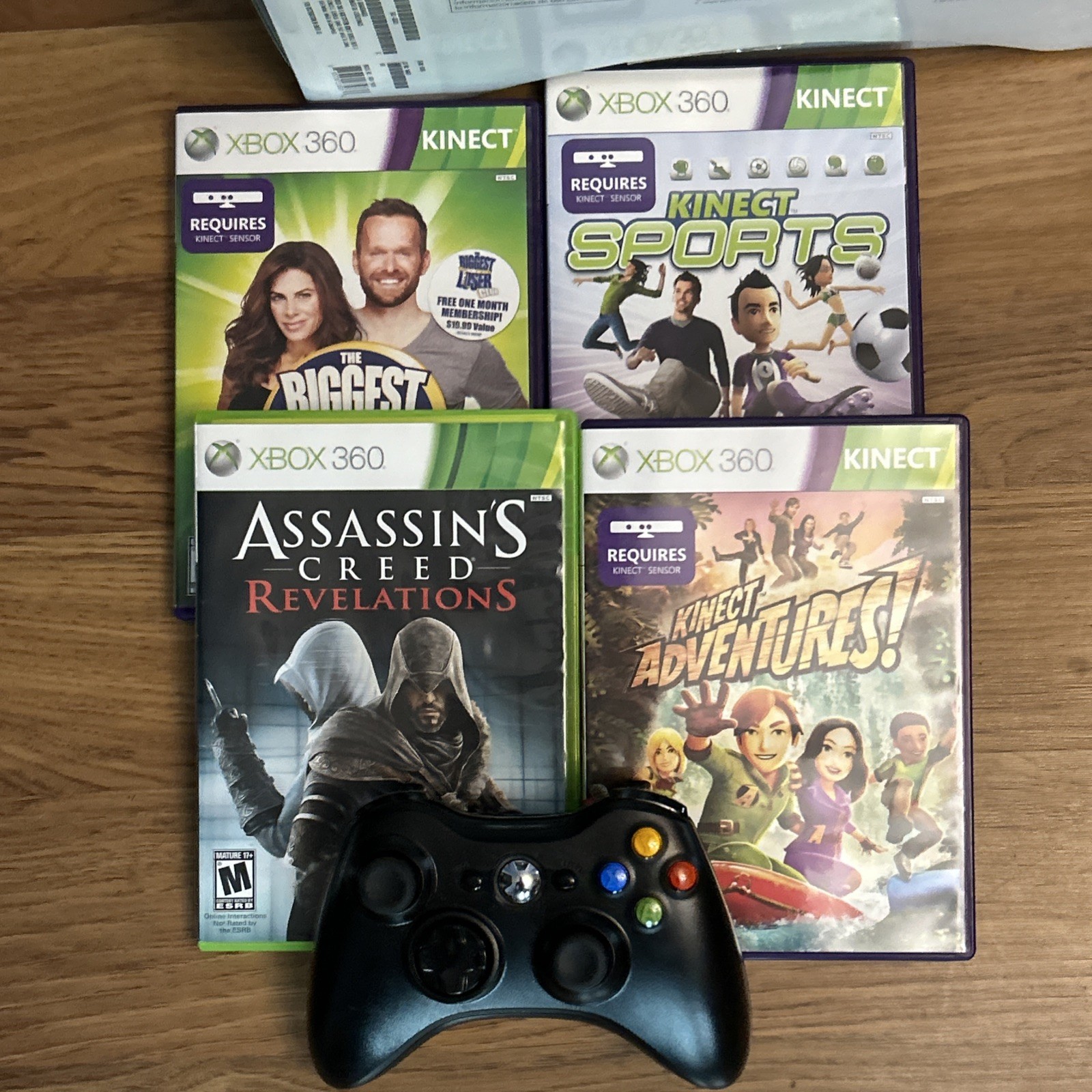 Microsoft Xbox 360 S 4GB Black Console with Kinect Cib Complete Tested W/ Games