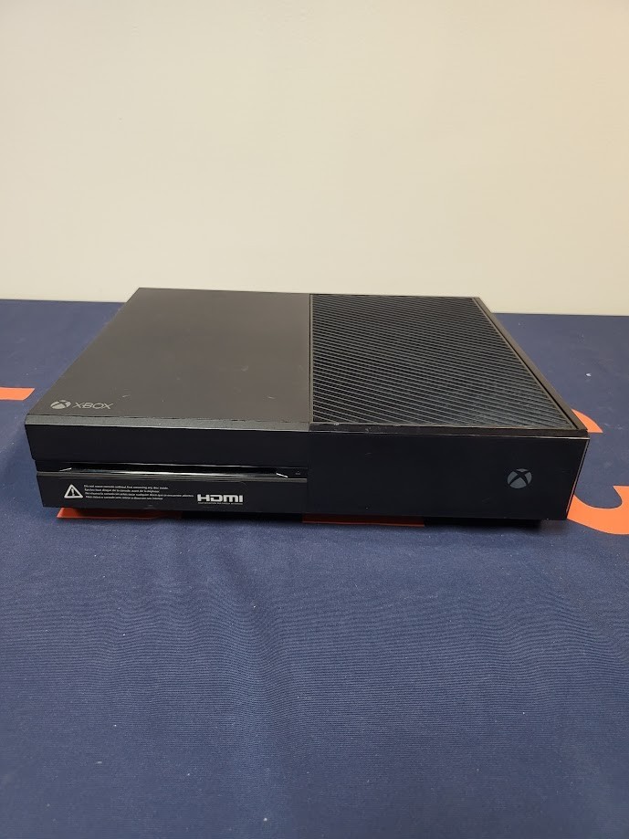 Microsoft Xbox One (Model 1540) – 500GB – Matte Black – Console Only
