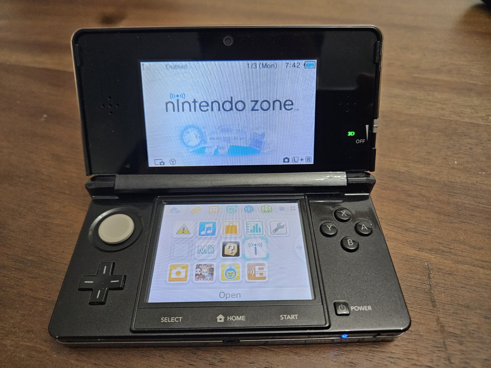 Nintendo 3DS Black Console W/ Stylus *Tested Working Pls Read