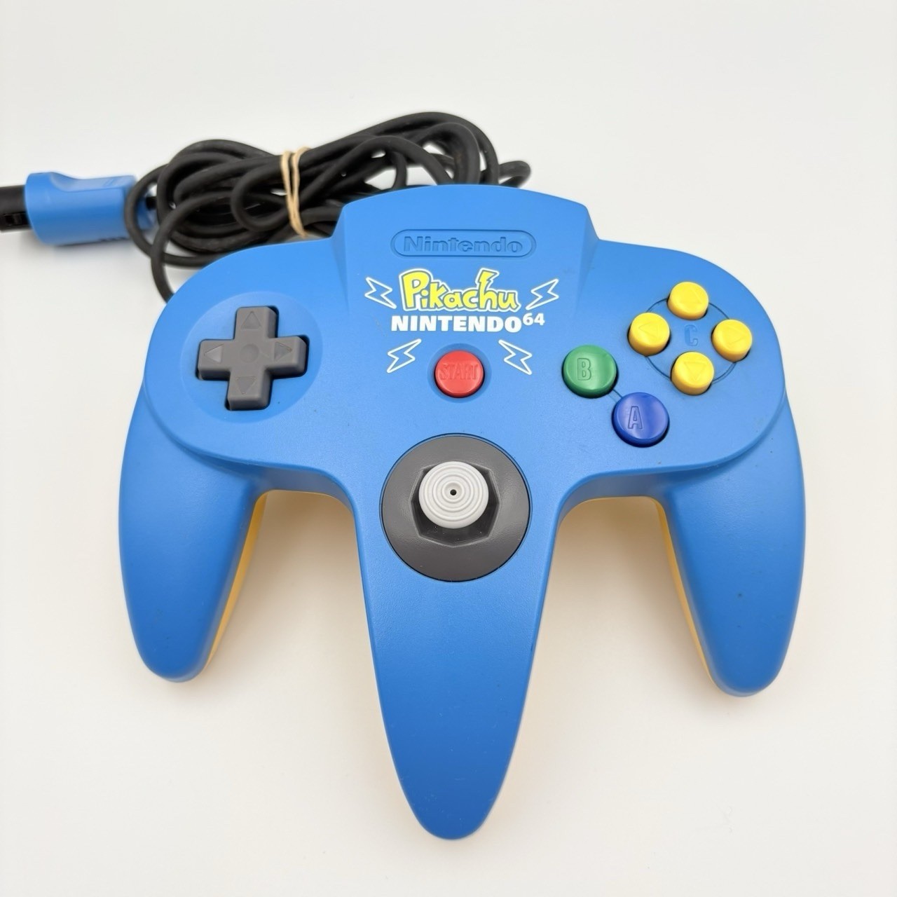 Nintendo 64 Pikachu Edition Blue Yellow Console 2 Controllers Bundle Japan