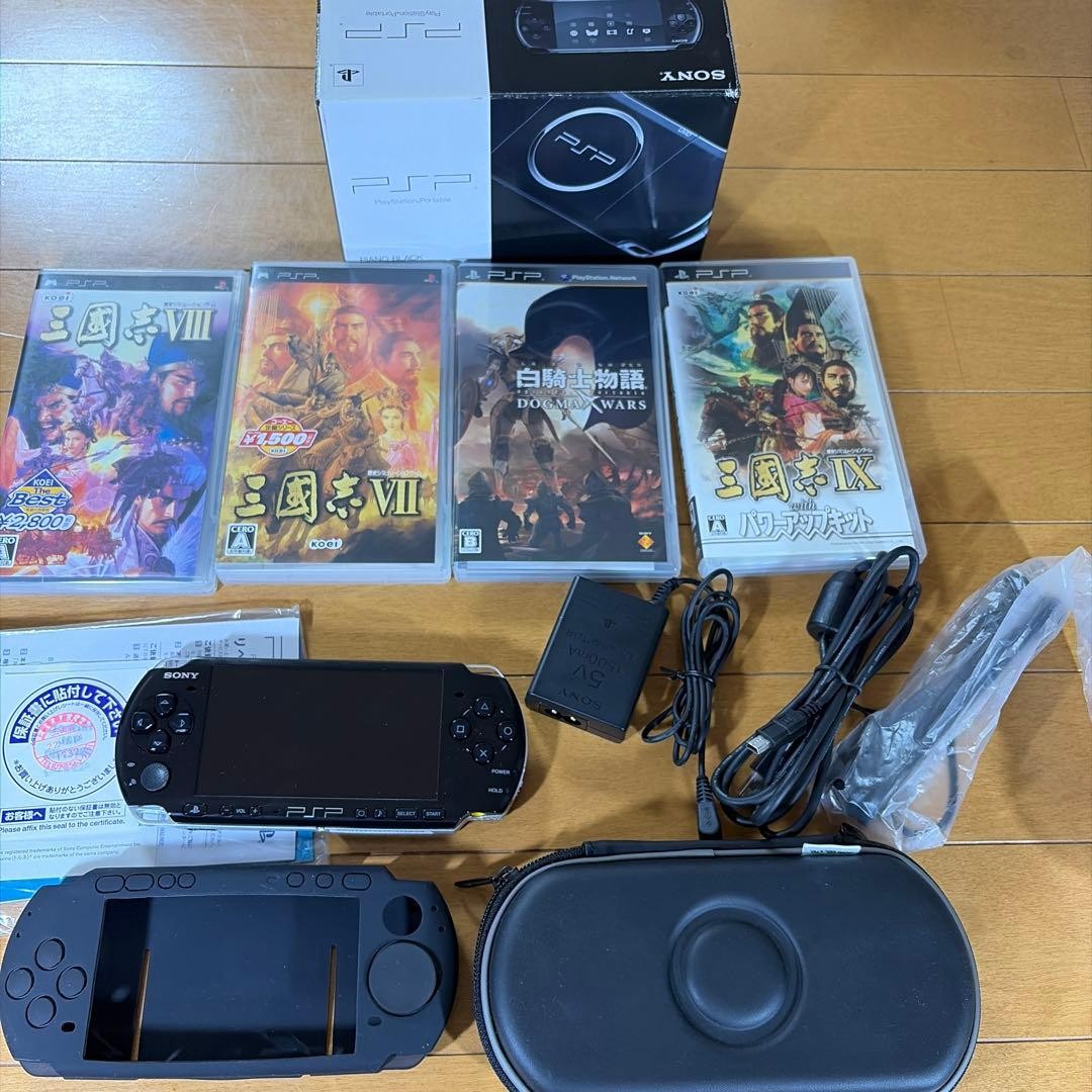 Sony PSP-3000 Piano Black Console Tested Working Boxed w/ 4 Games Japan