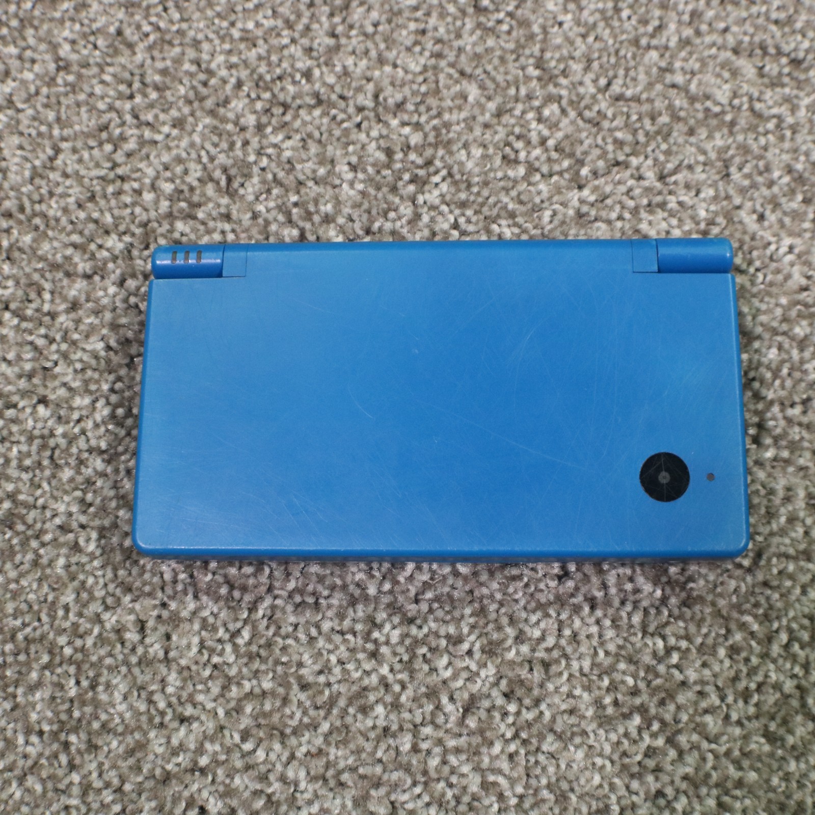 Nintendo DSi Handheld Game Blue Console Only Turns on AS IS!!! Read