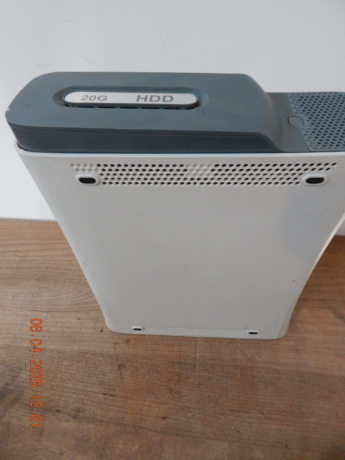 Microsoft Xbox 360 White Console/ For Parts Only