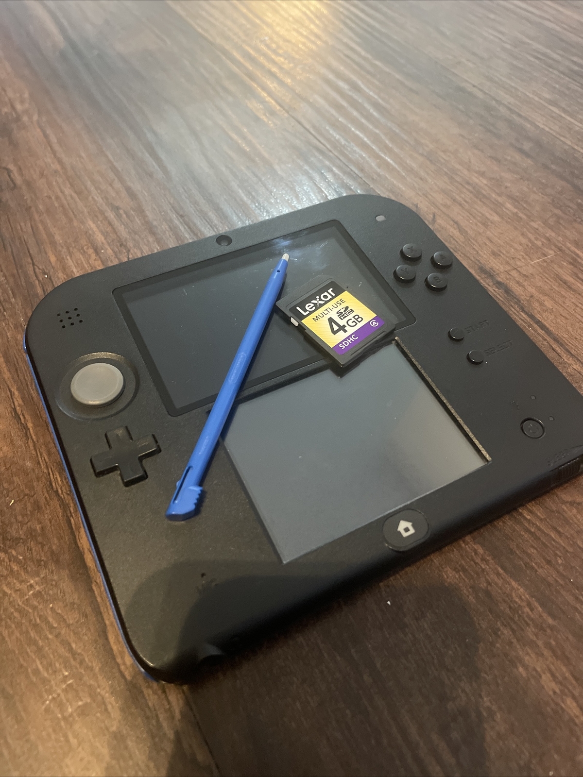 Nintendo 2DS Launch Edition Blue and Black Handheld System – Black/Blue