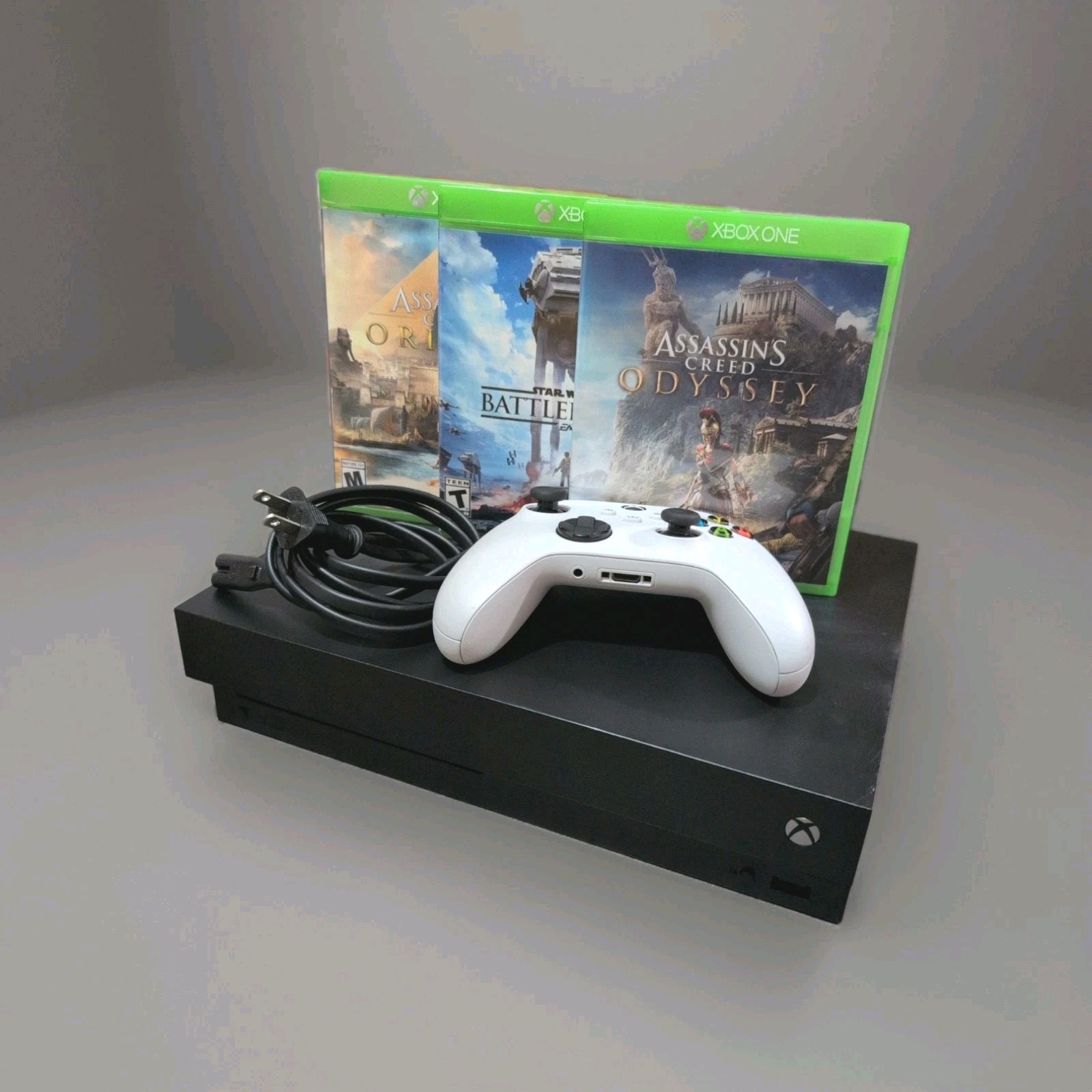 Microsoft Xbox One X 1TB Console Bundle Controller 3 Games AC Adapter Black