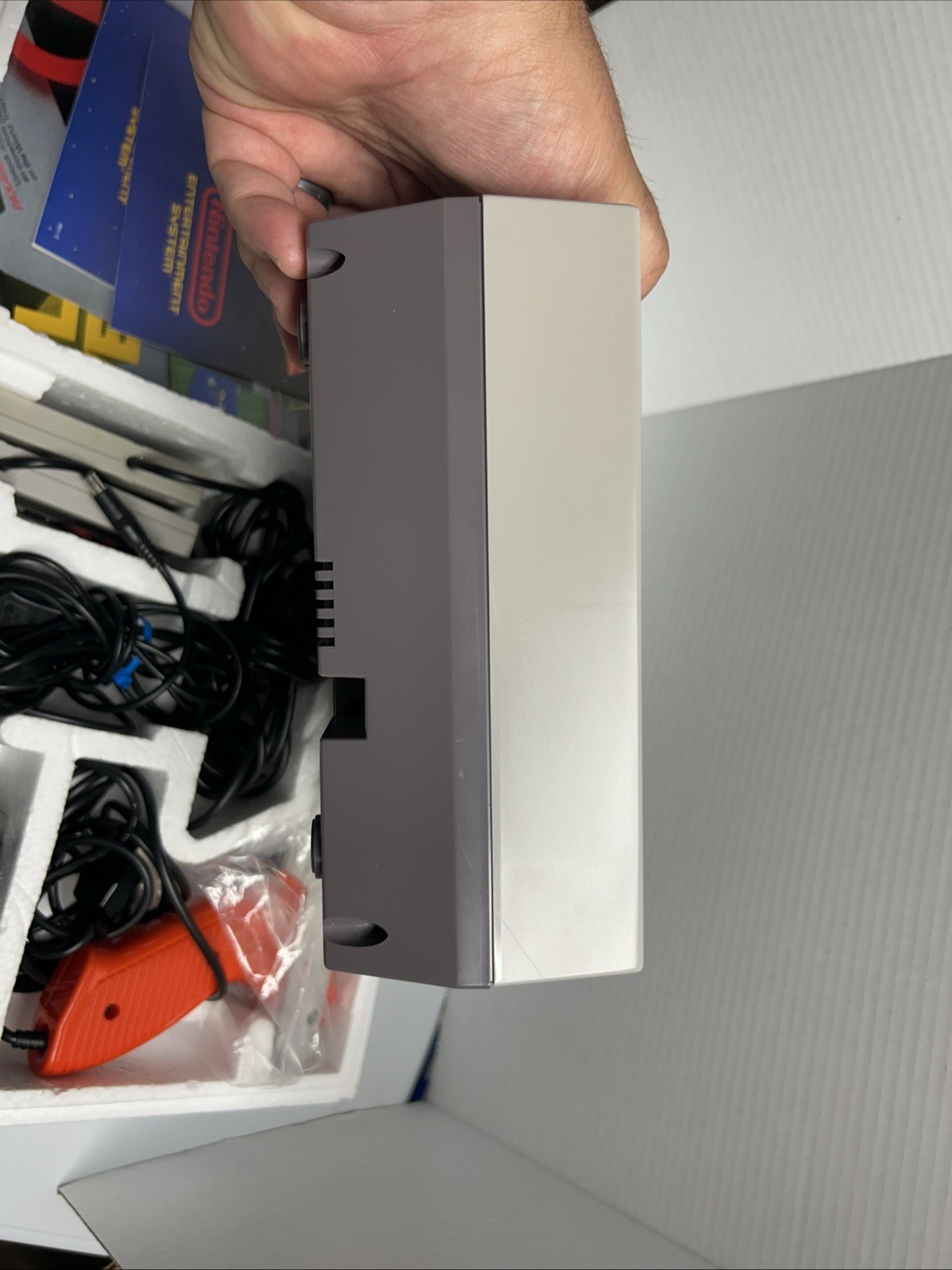 Nintendo NES Action Set Console Complete in box Box Is In Great Shape Tested