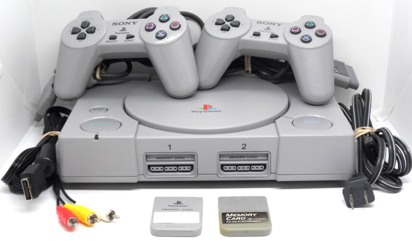 Sony PlayStation Gray Console (SCPH-5501) 2 Controllers, 2 Memory Cards ps1 LOOK