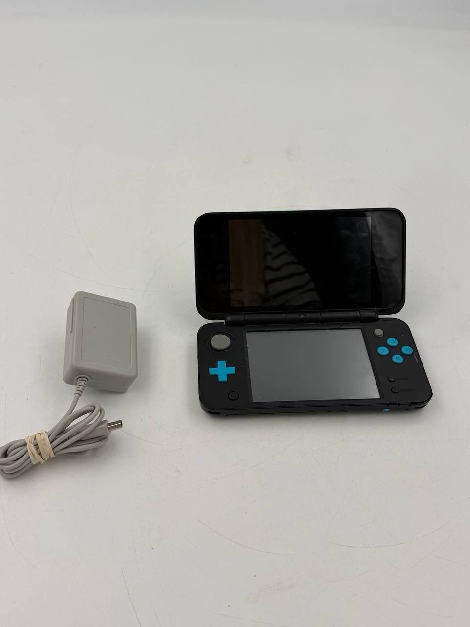 Nintendo New 2DS XL Console Blue Power Light