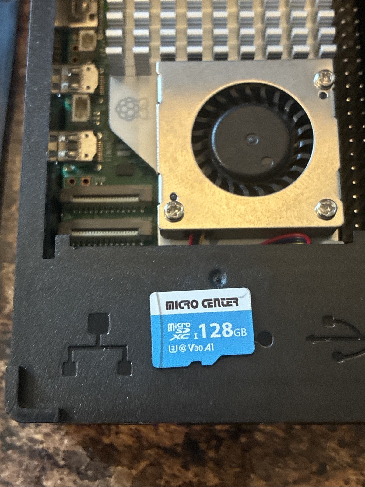Custom Build Raspberry Pi 5 8GB + Batocera 128GB MicroSD + 2000+ Retro Games