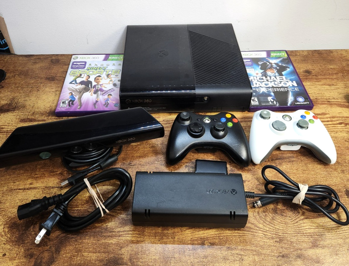 Microsoft Xbox 360 E 250GB Game Console W/ Kinect 2 Controllers/ 2 games TESTED