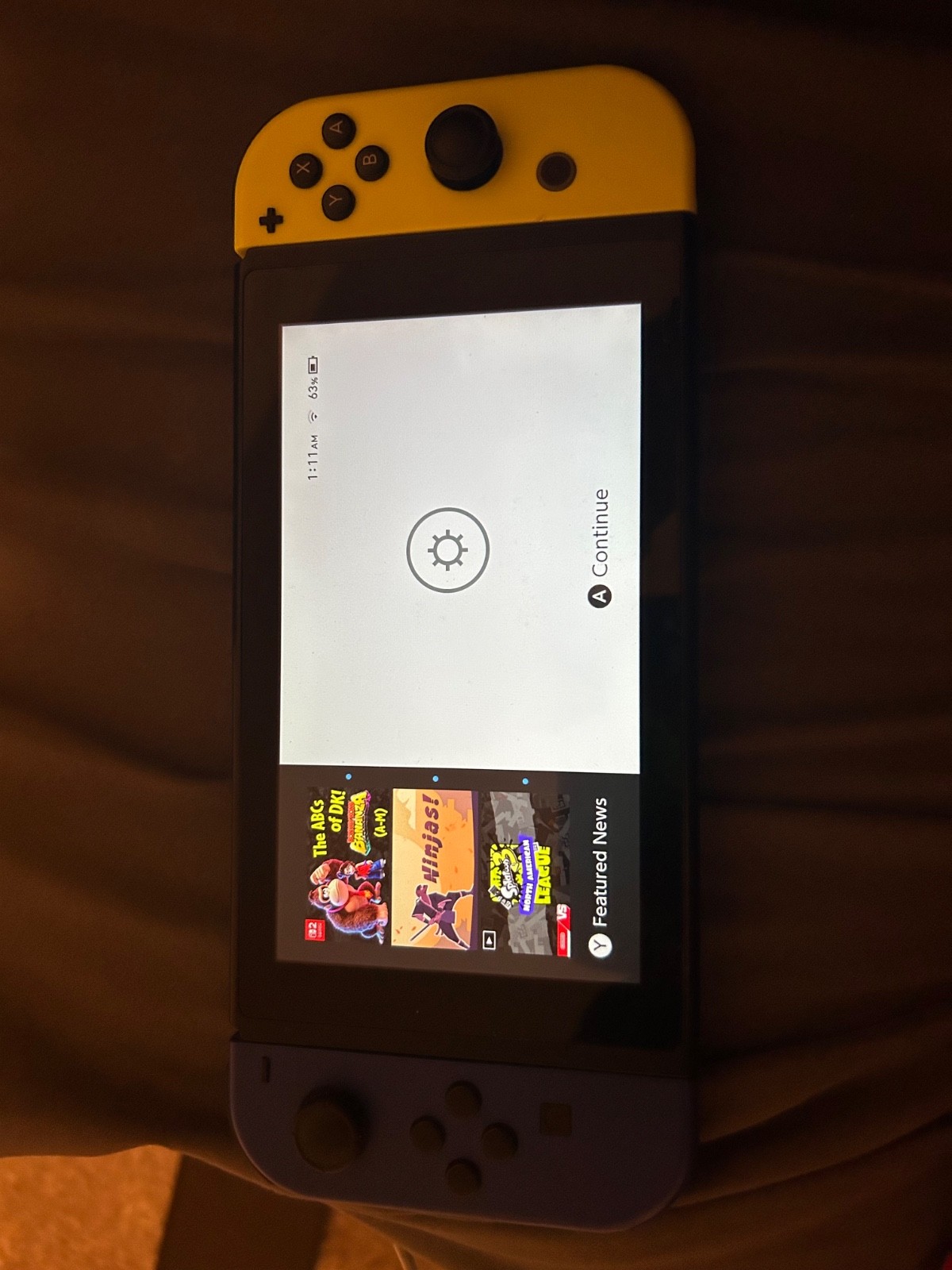 Nintendo HAC-001 32GB Switch Console – Black + New Super Mario Bros U Deluxe